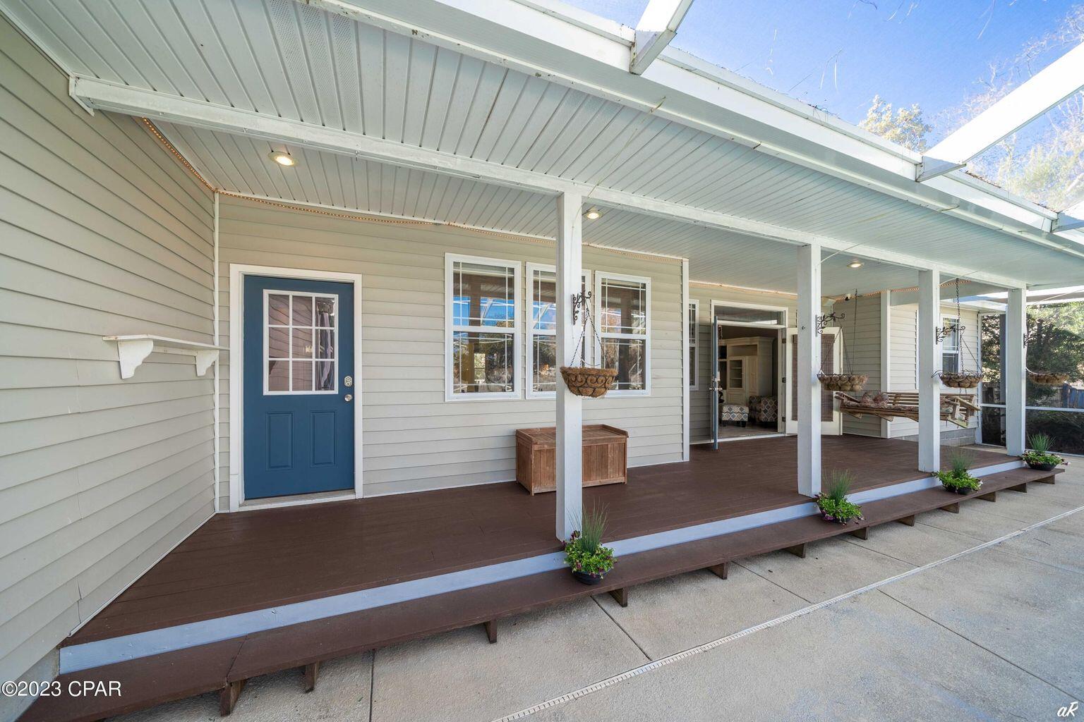 COLONY CLUB HARBOUR PH 3 - Residential