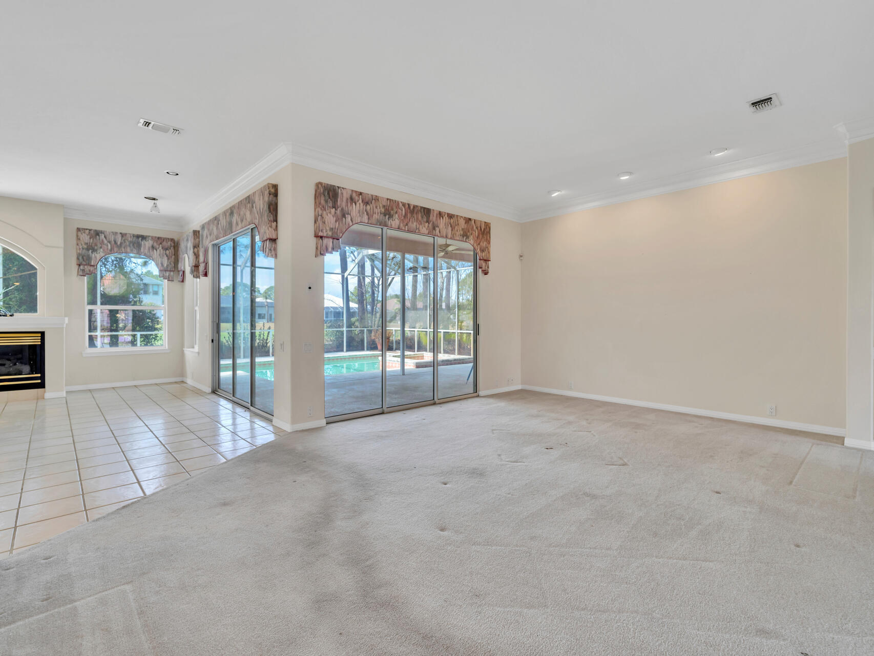 EMERALD BAY PH 1-B - Residential