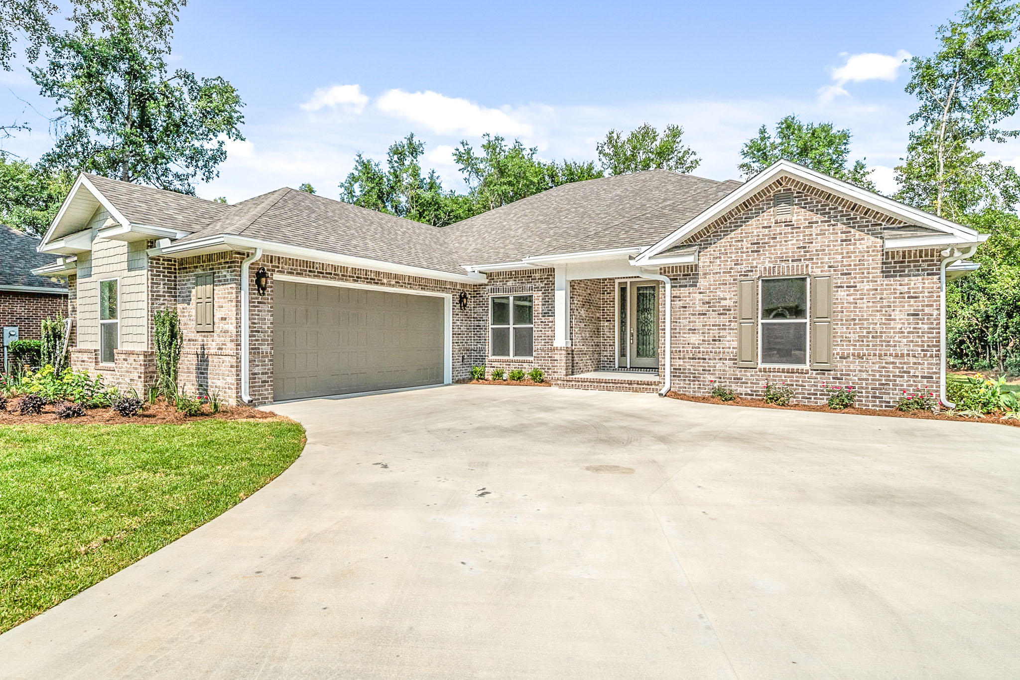 CLAIRES VINEYARD - Residential