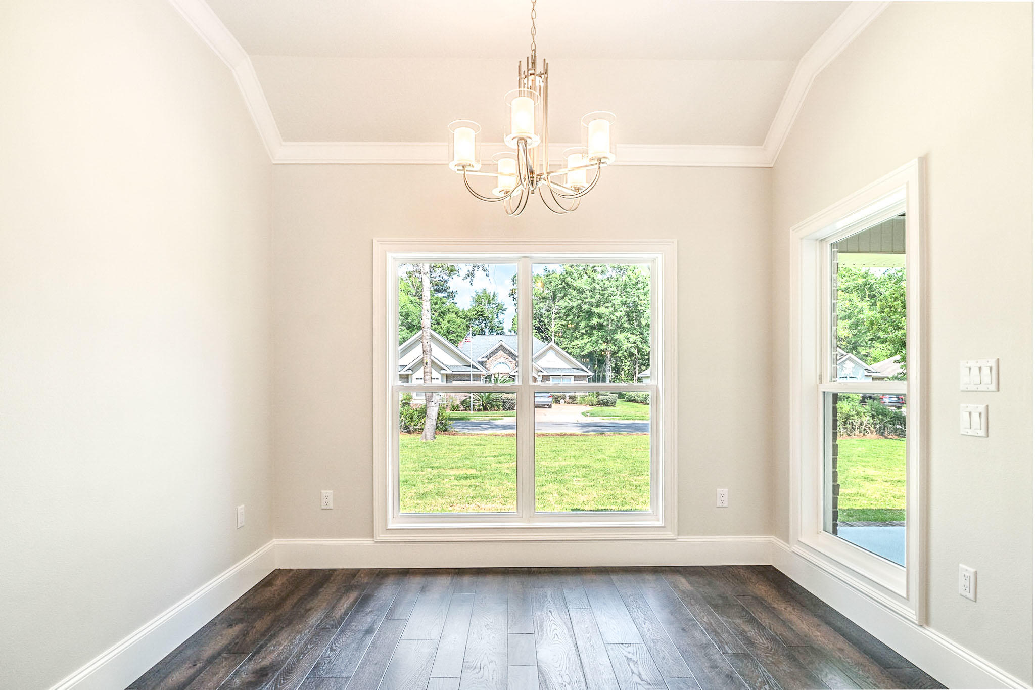 CLAIRES VINEYARD - Residential