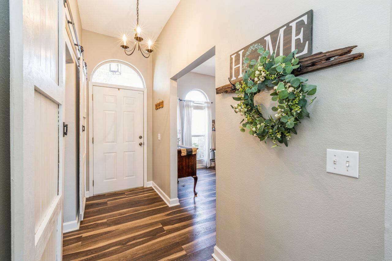 MARION MANOR - Residential