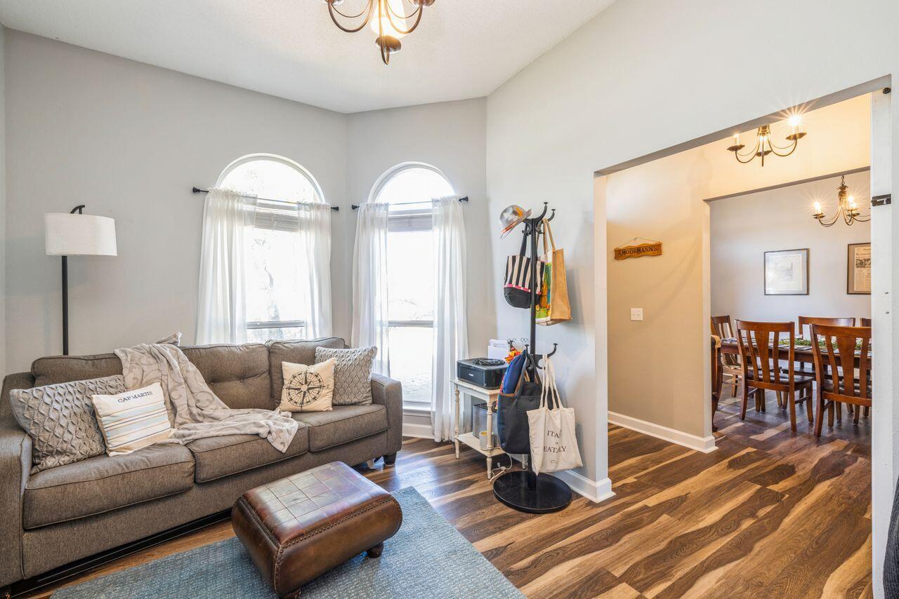 MARION MANOR - Residential