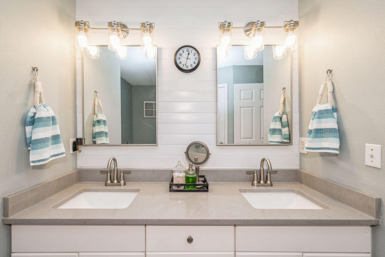 MARION MANOR - Residential