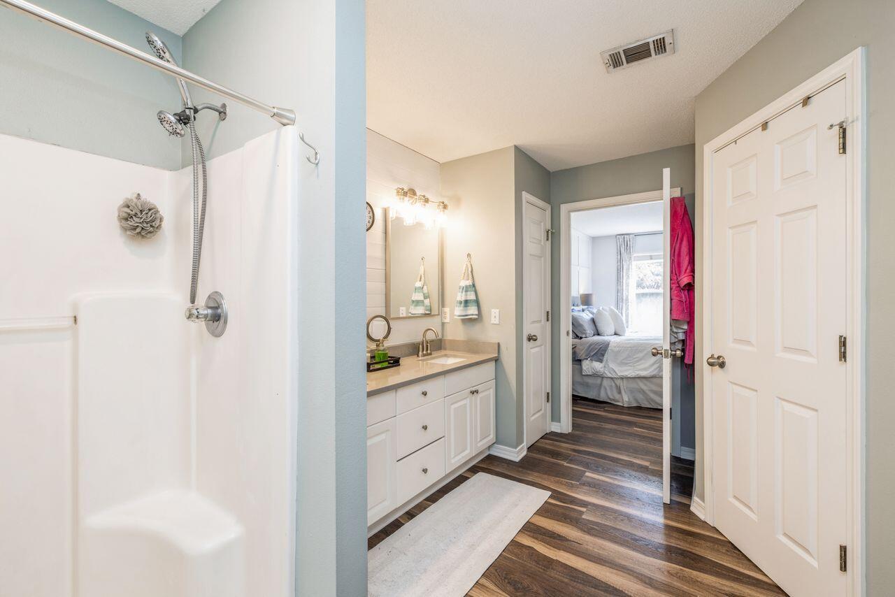 MARION MANOR - Residential