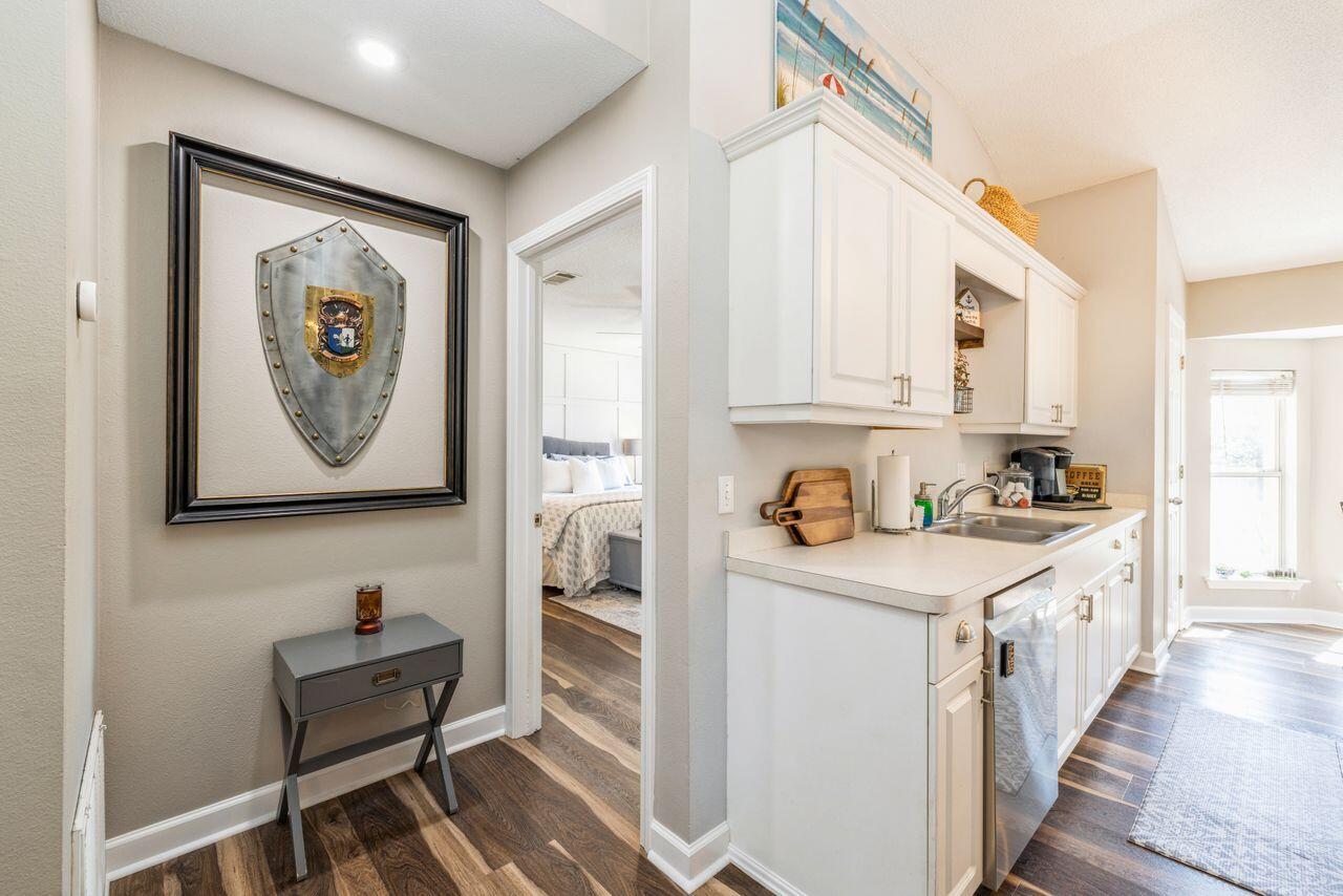 MARION MANOR - Residential