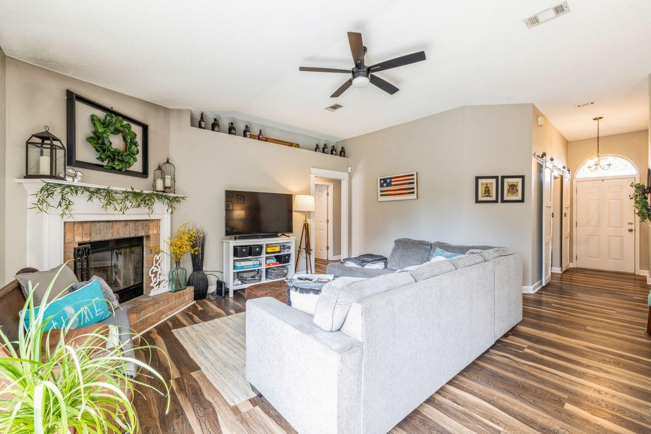 MARION MANOR - Residential