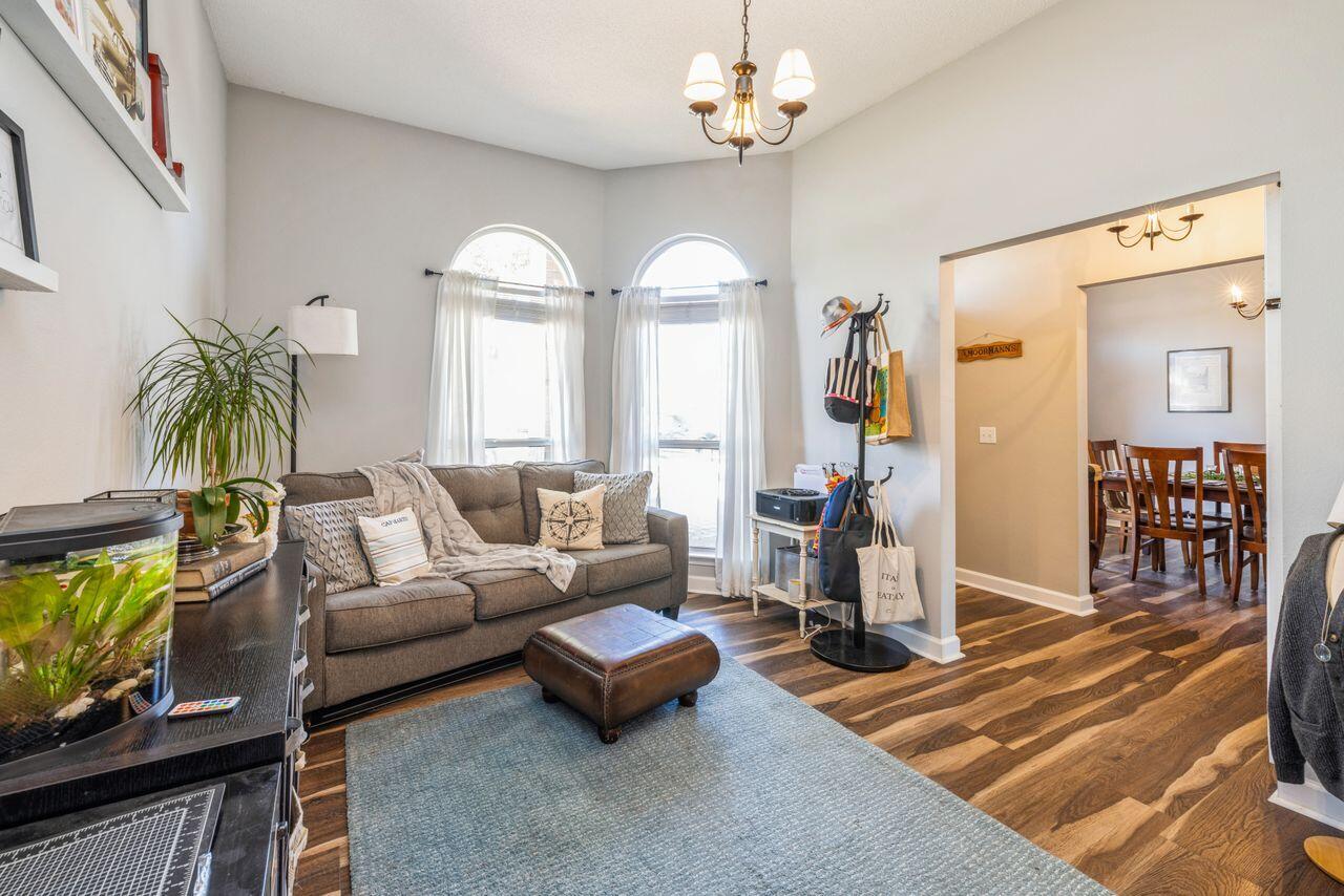 MARION MANOR - Residential