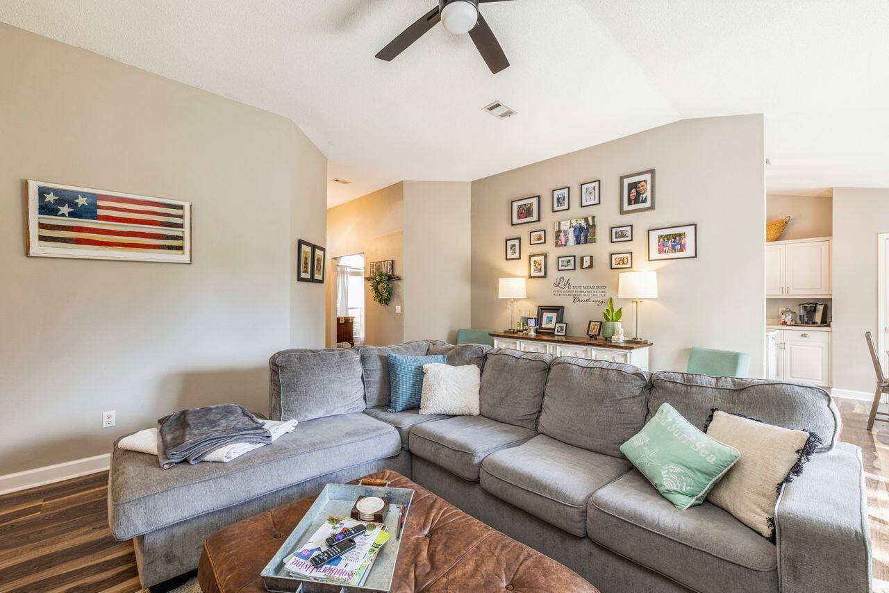 MARION MANOR - Residential