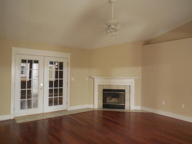 RAINTREE ESTATES - Residential