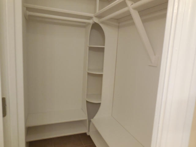 RAINTREE ESTATES - Residential