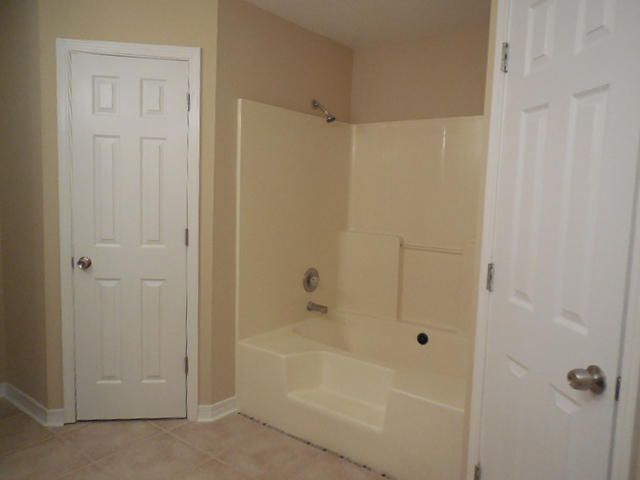 RAINTREE ESTATES - Residential