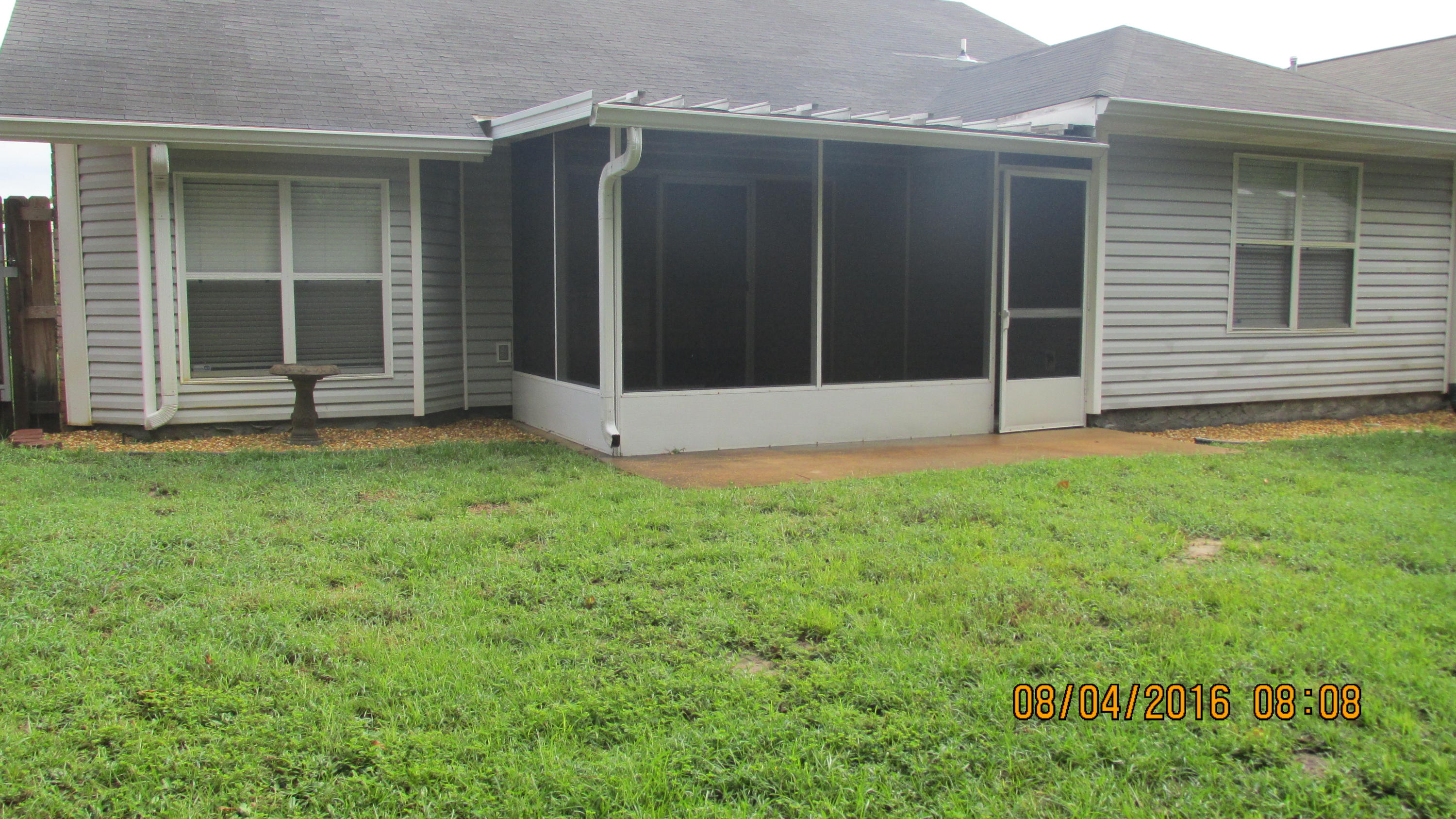 EMERALD VILLAGE S/D - Residential Lease