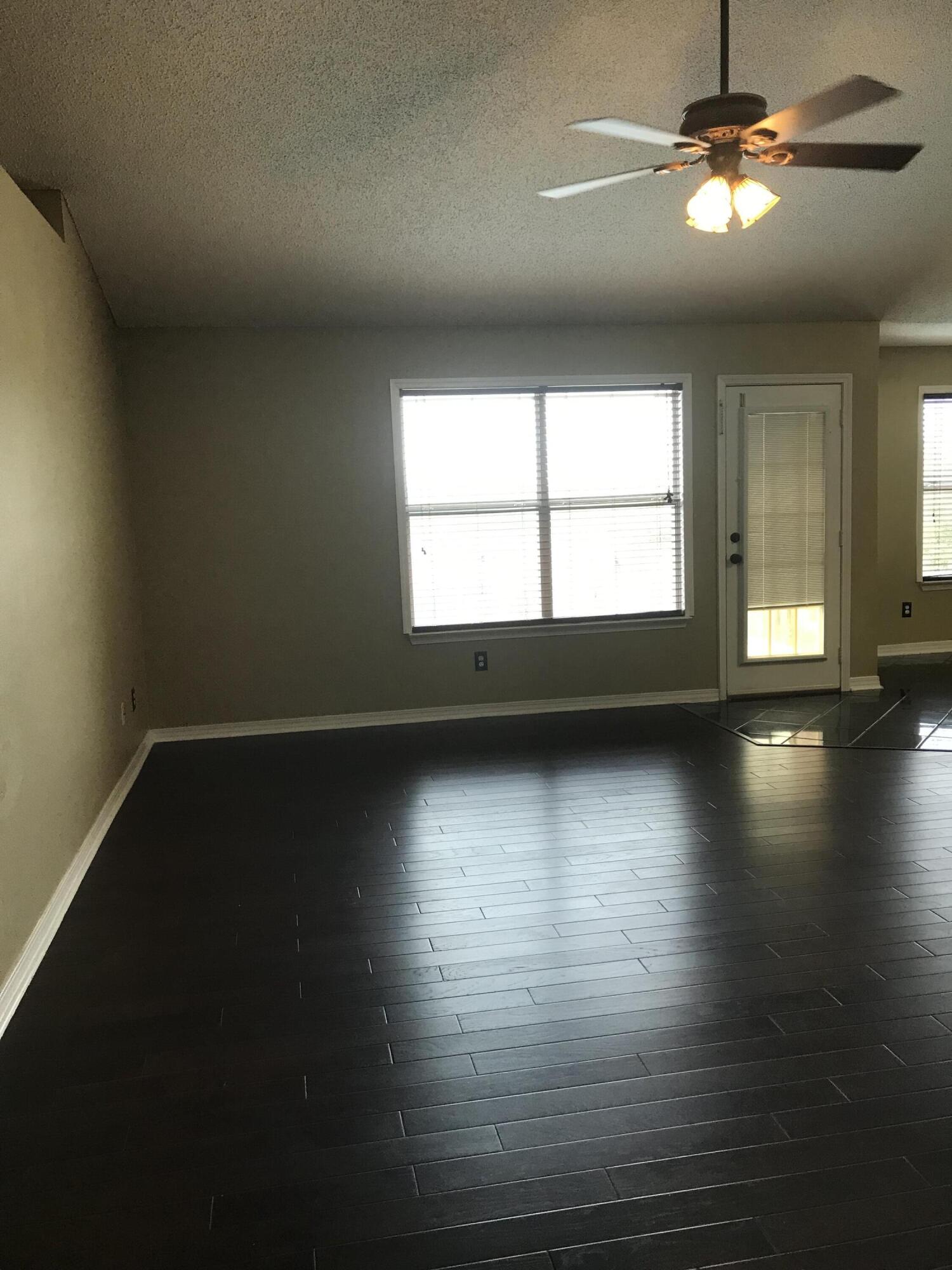 RIVERCHASE PH II - Residential Lease