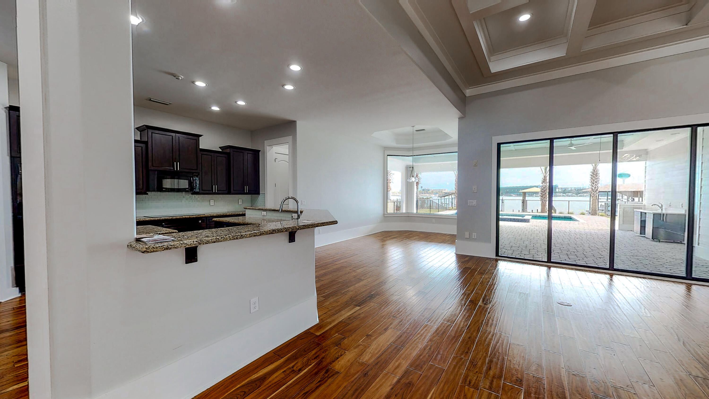 Bay Towne View - Residential