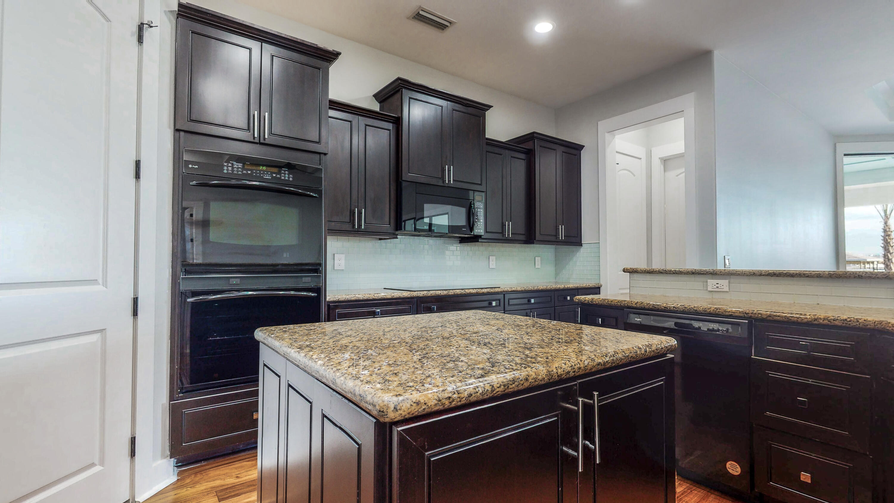 Bay Towne View - Residential