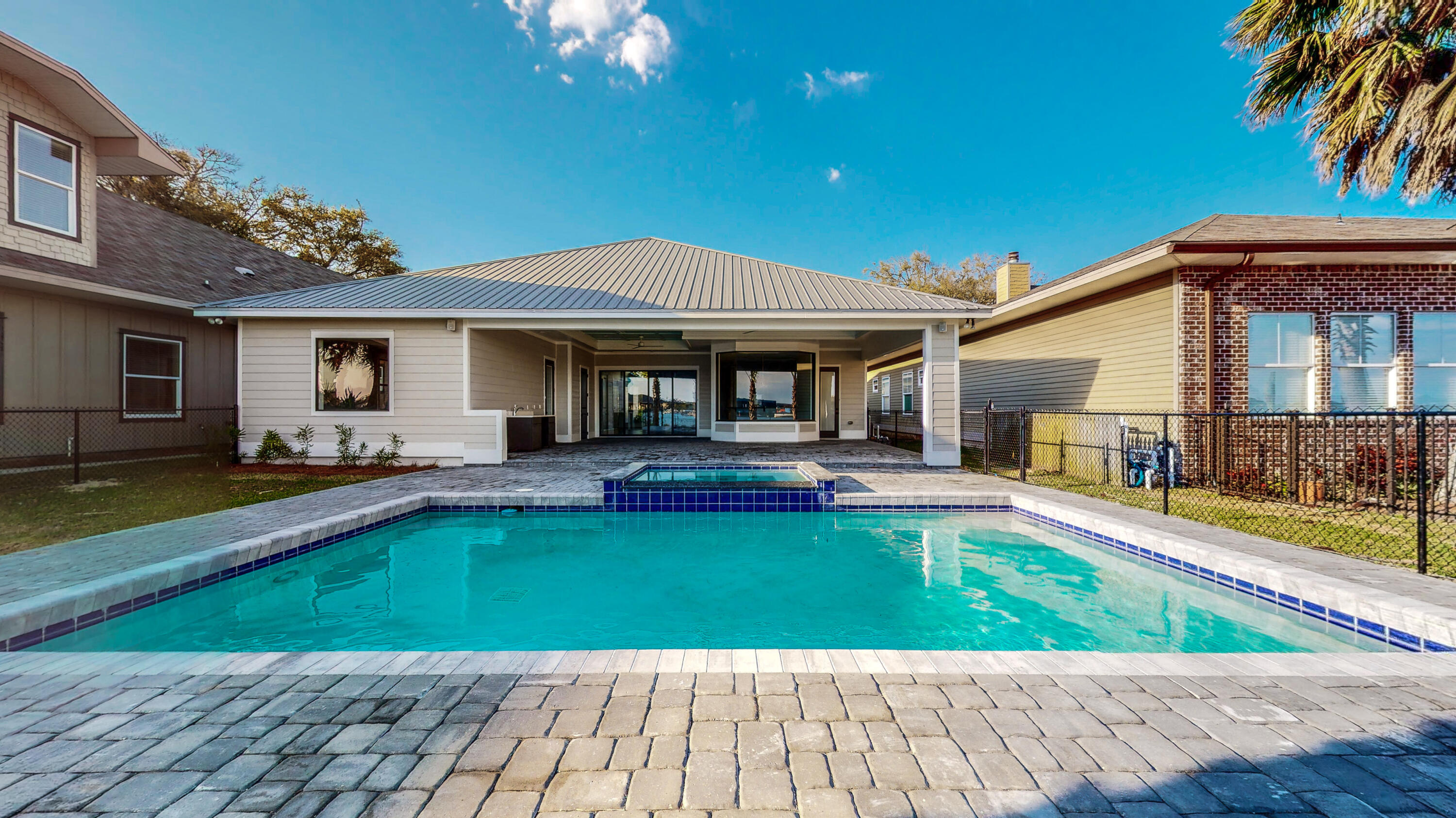 Bay Towne View - Residential