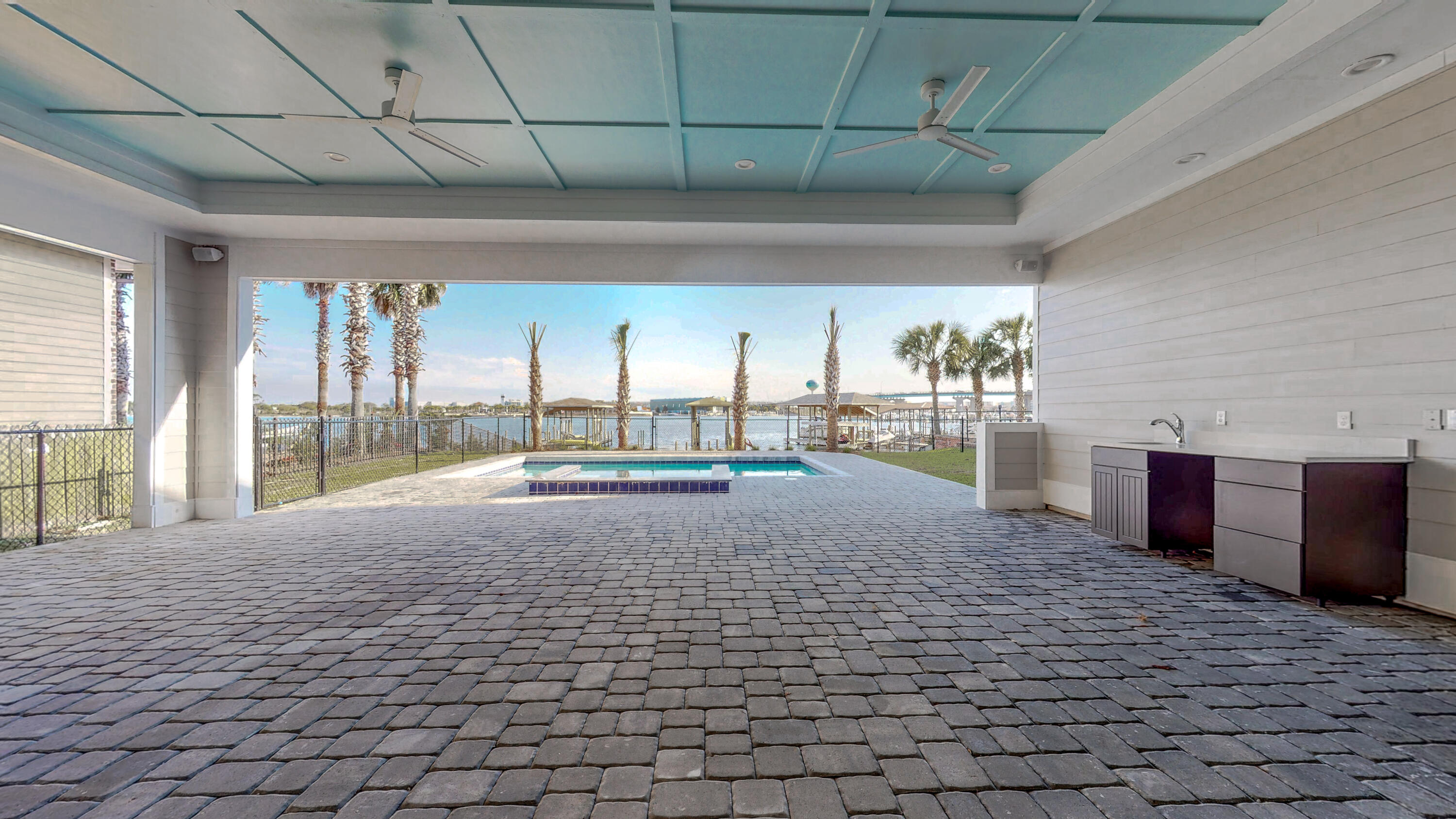 Bay Towne View - Residential