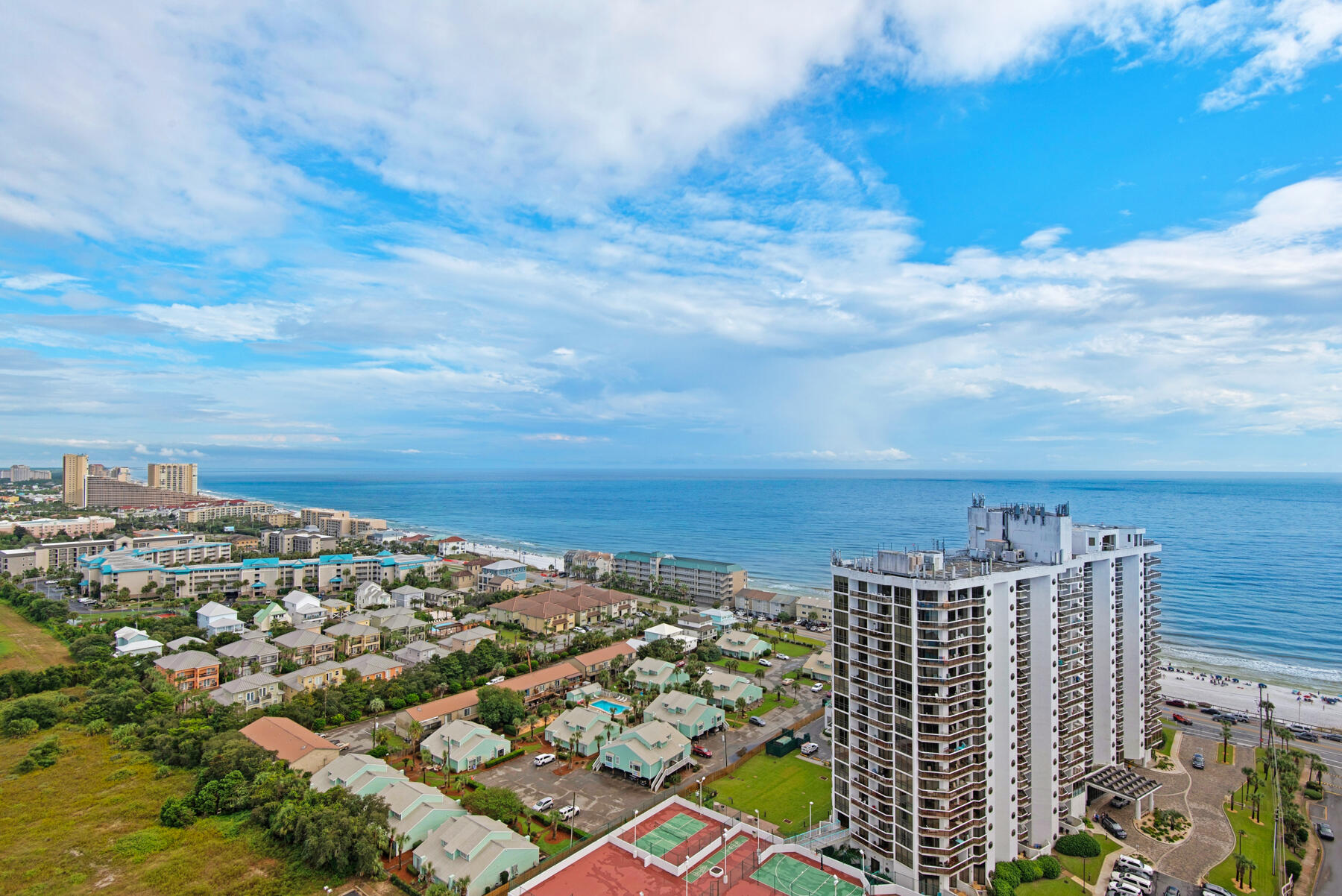 ARIEL DUNES - Residential