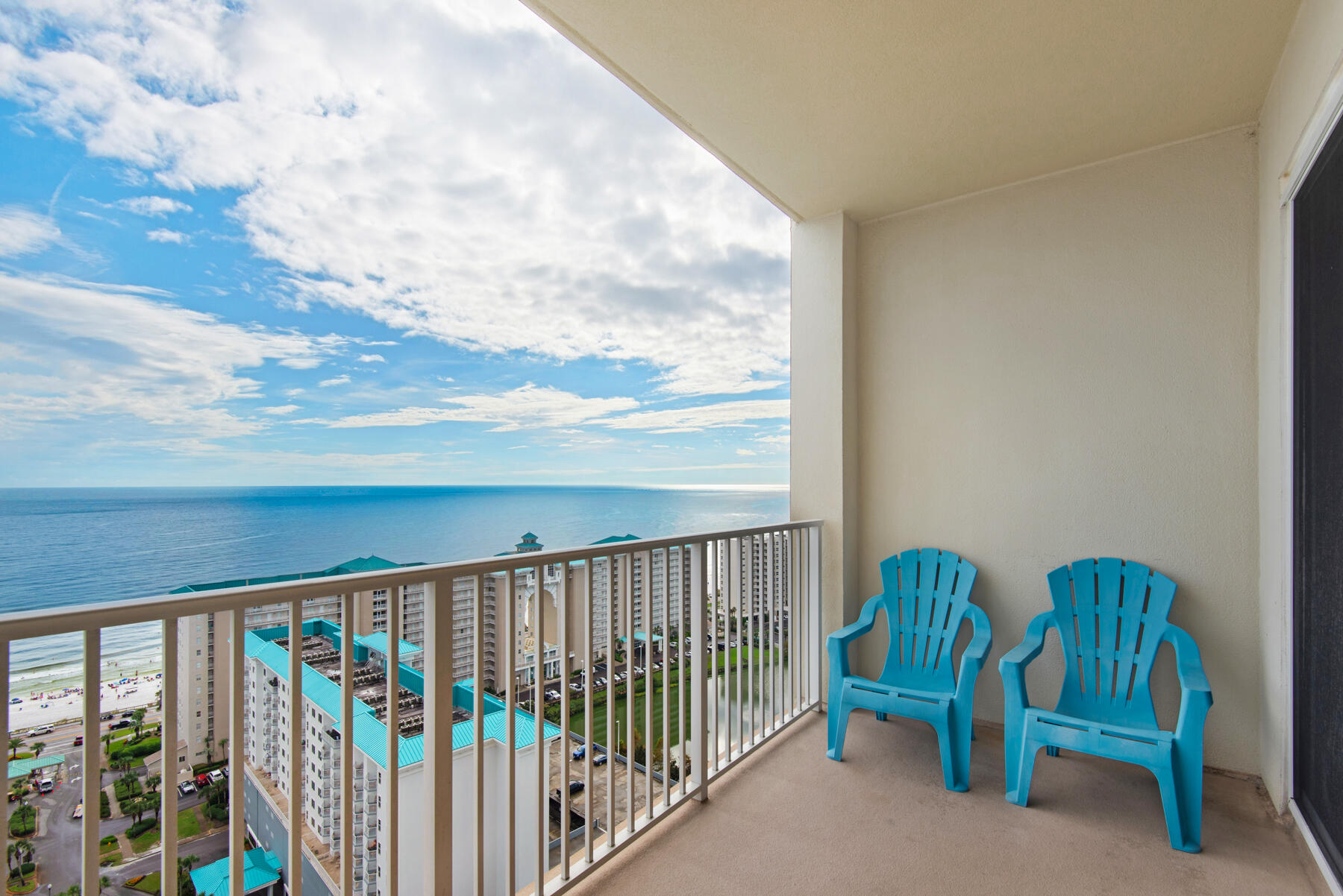 ARIEL DUNES - Residential