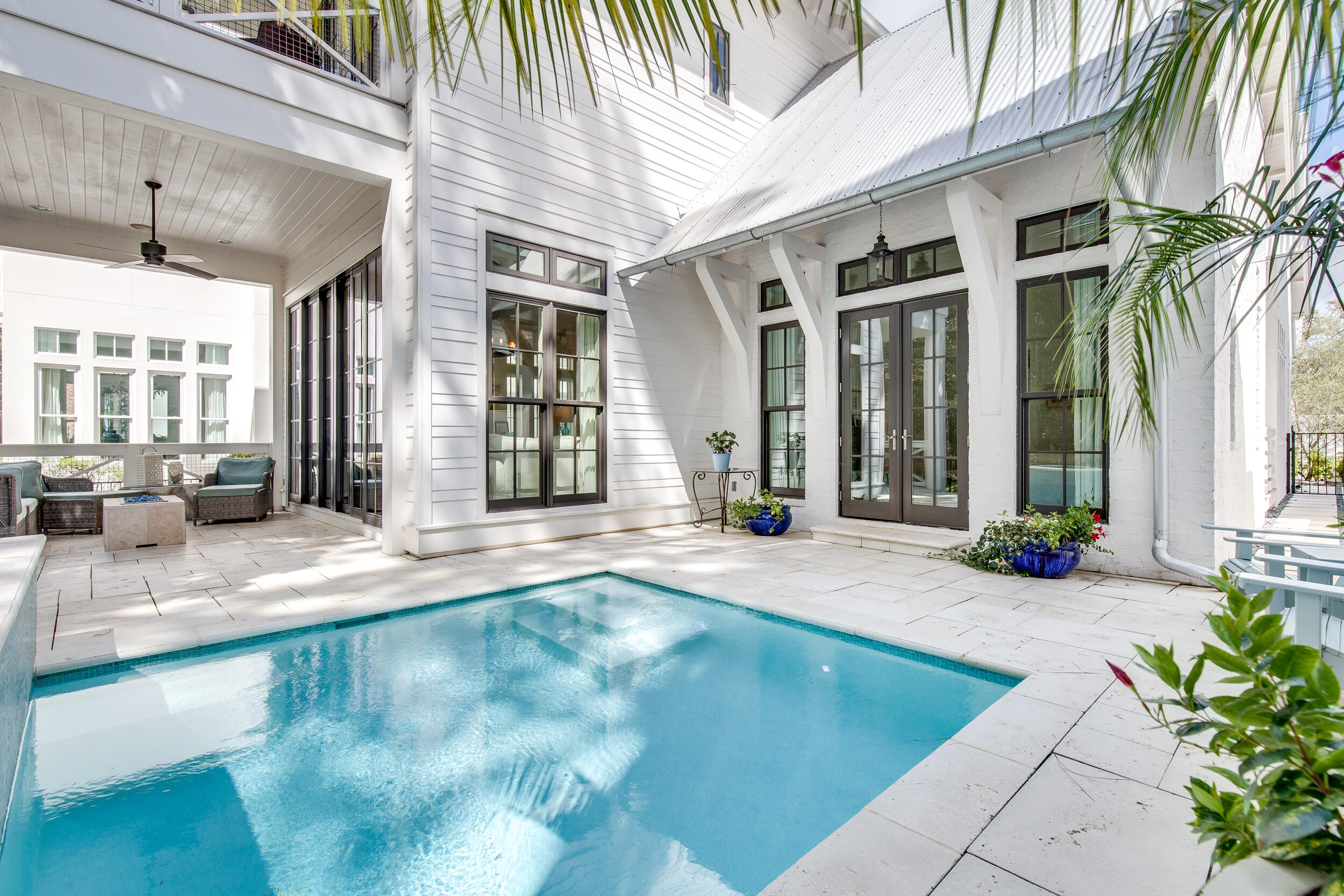 CHURCHILL OAKS - Residential