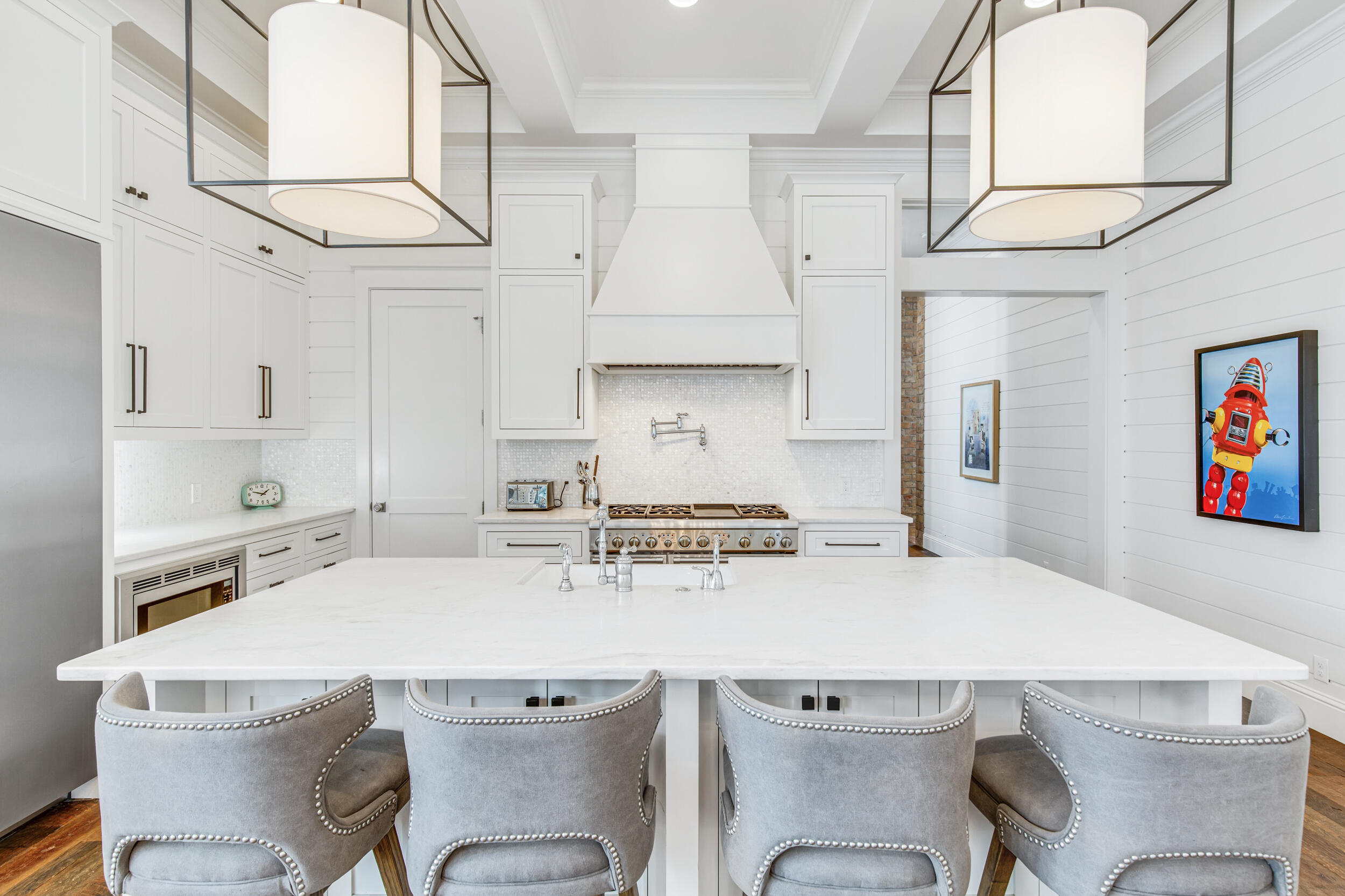 CHURCHILL OAKS - Residential