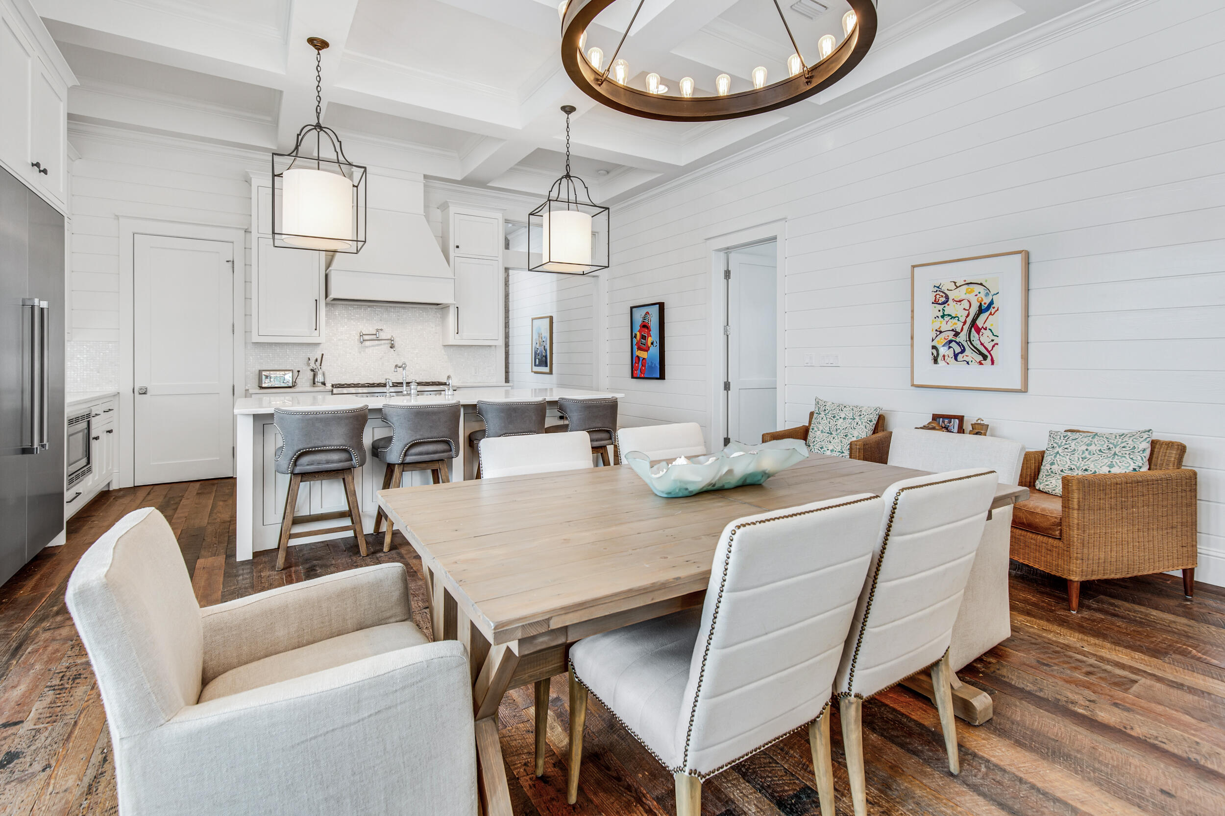 CHURCHILL OAKS - Residential