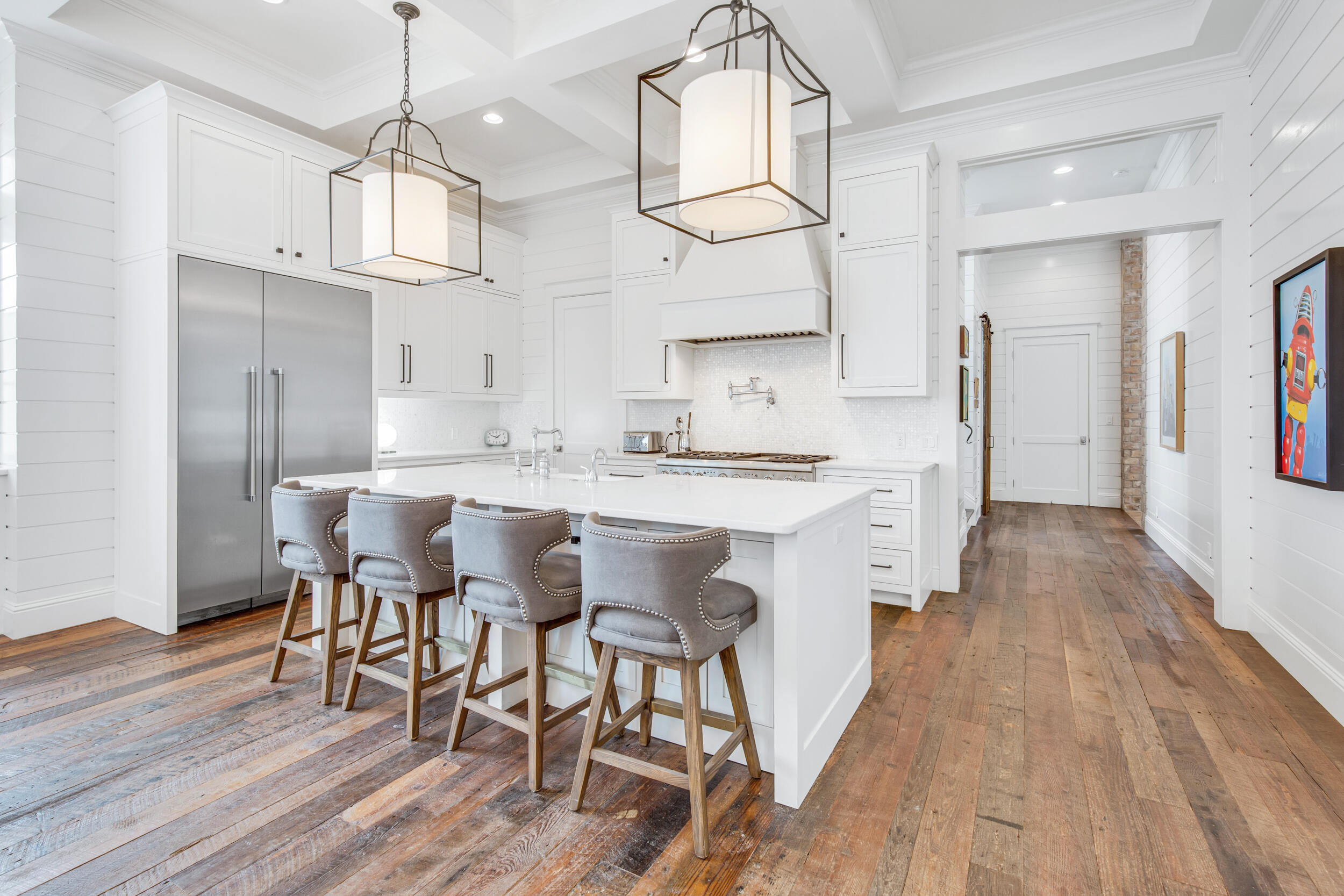 CHURCHILL OAKS - Residential