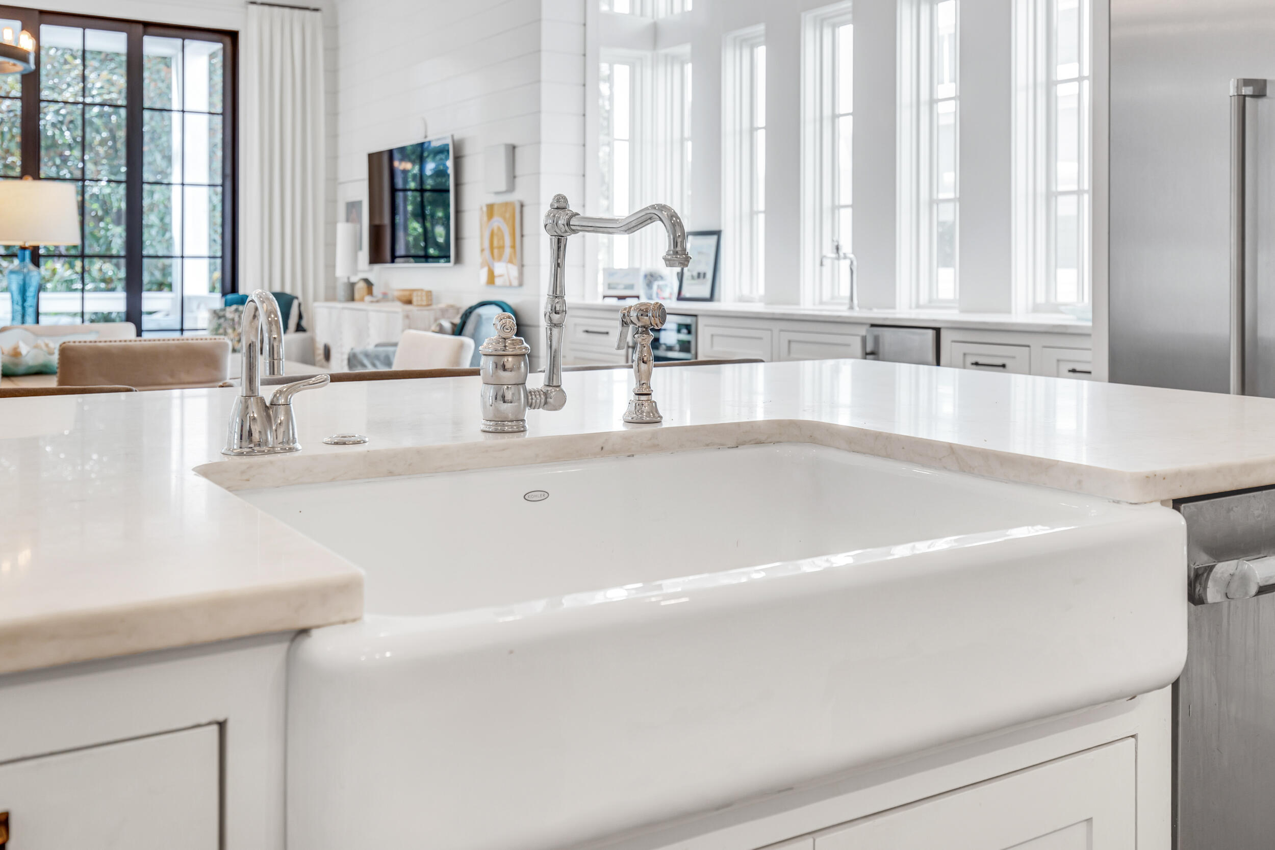 CHURCHILL OAKS - Residential