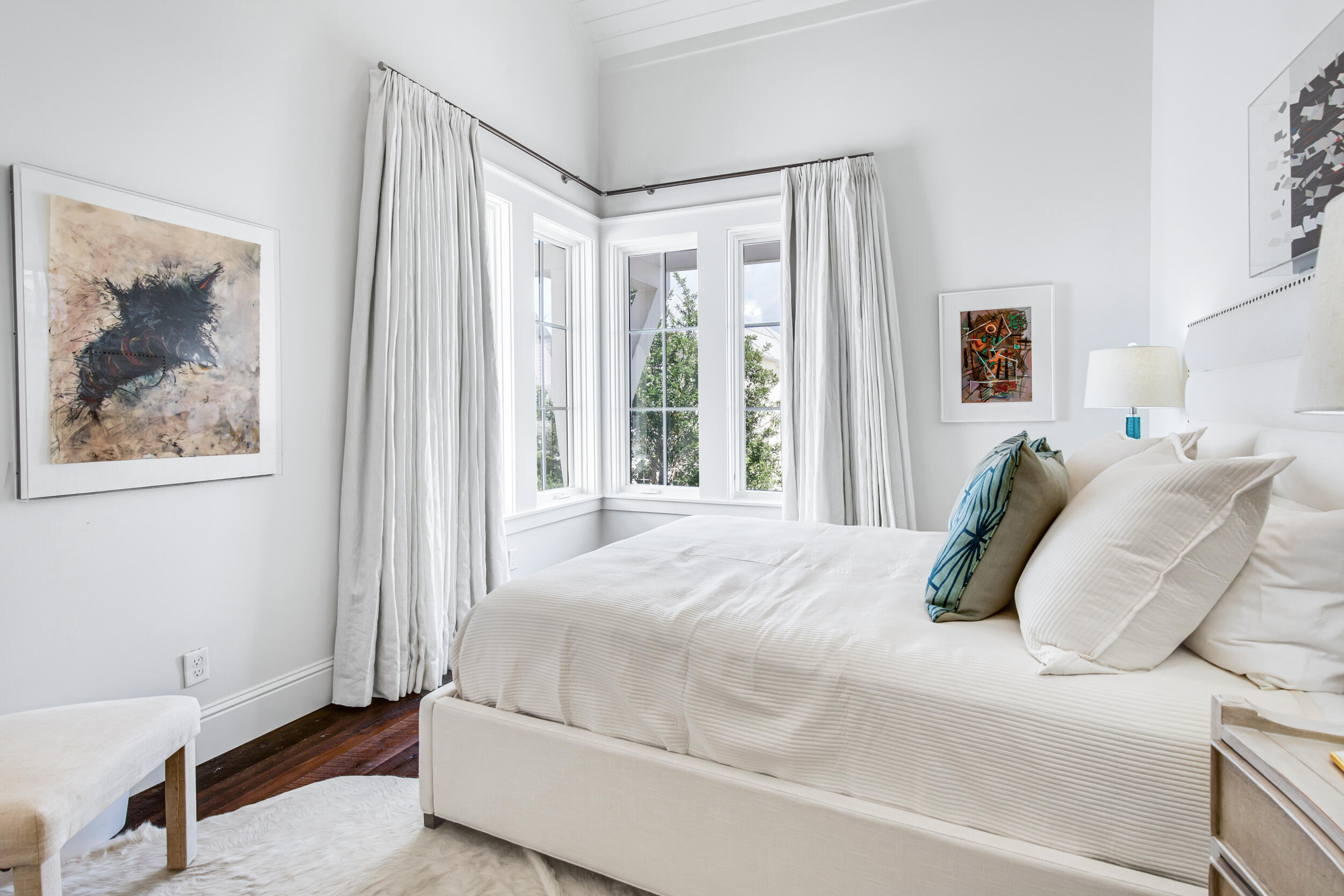 CHURCHILL OAKS - Residential