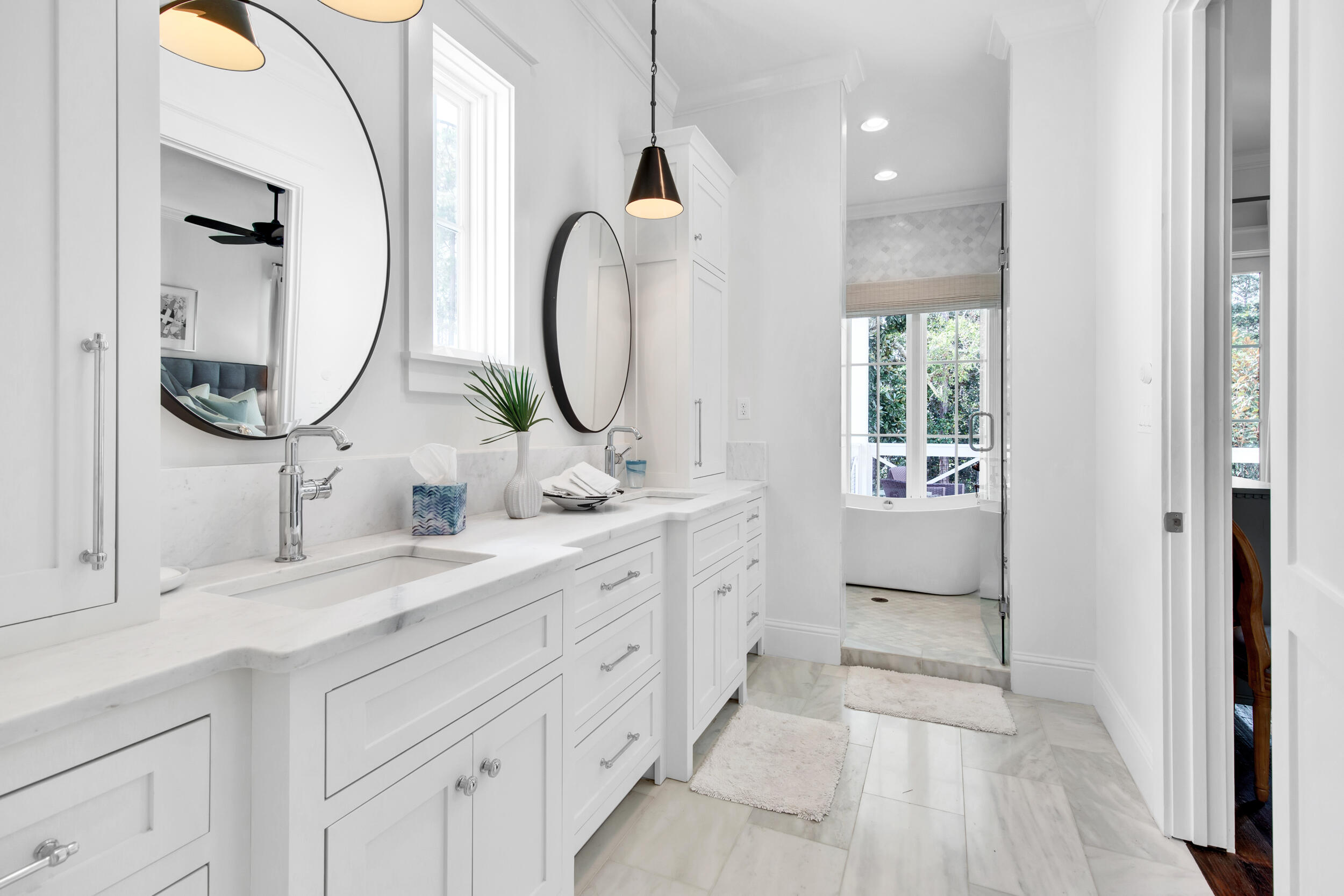 CHURCHILL OAKS - Residential