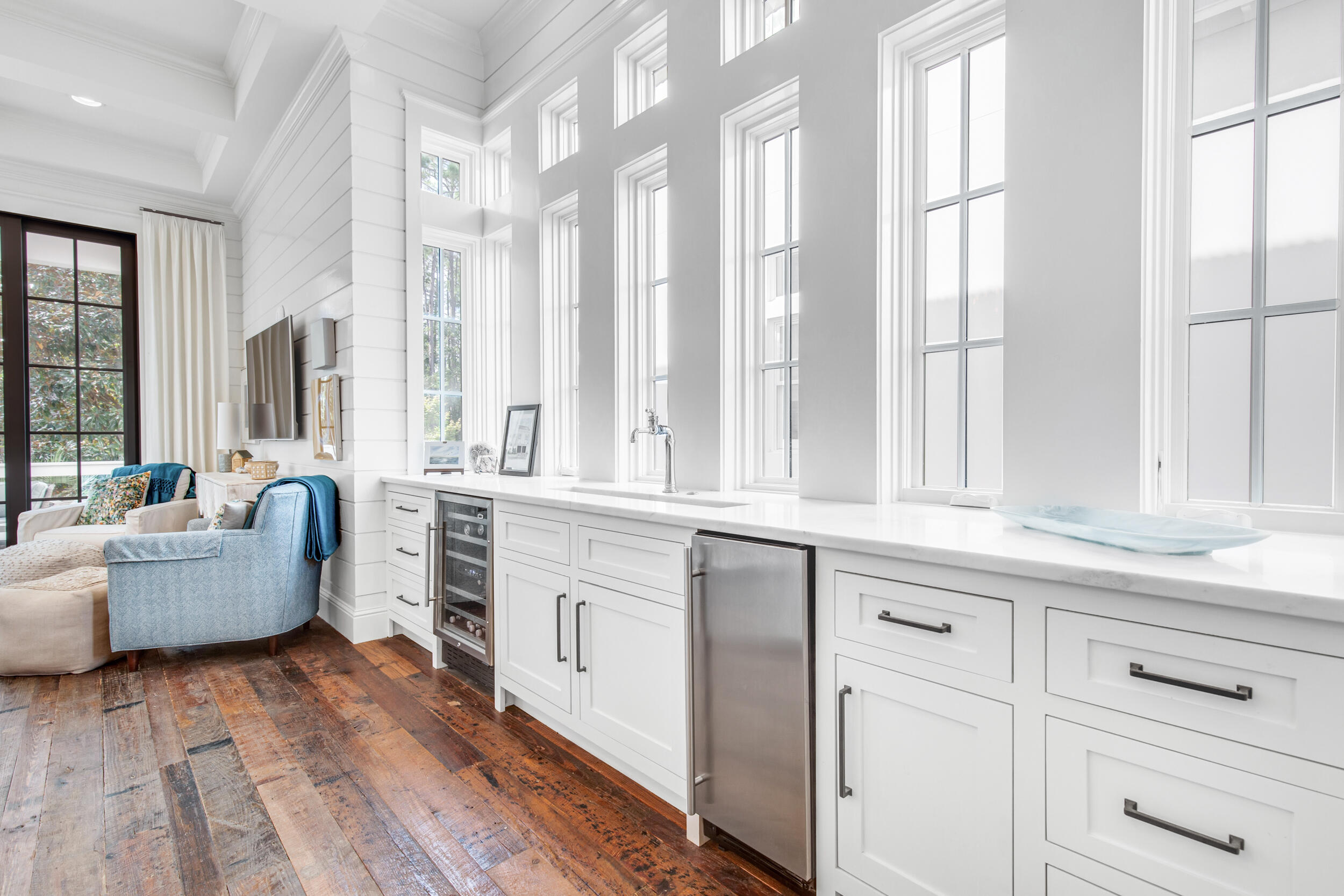 CHURCHILL OAKS - Residential