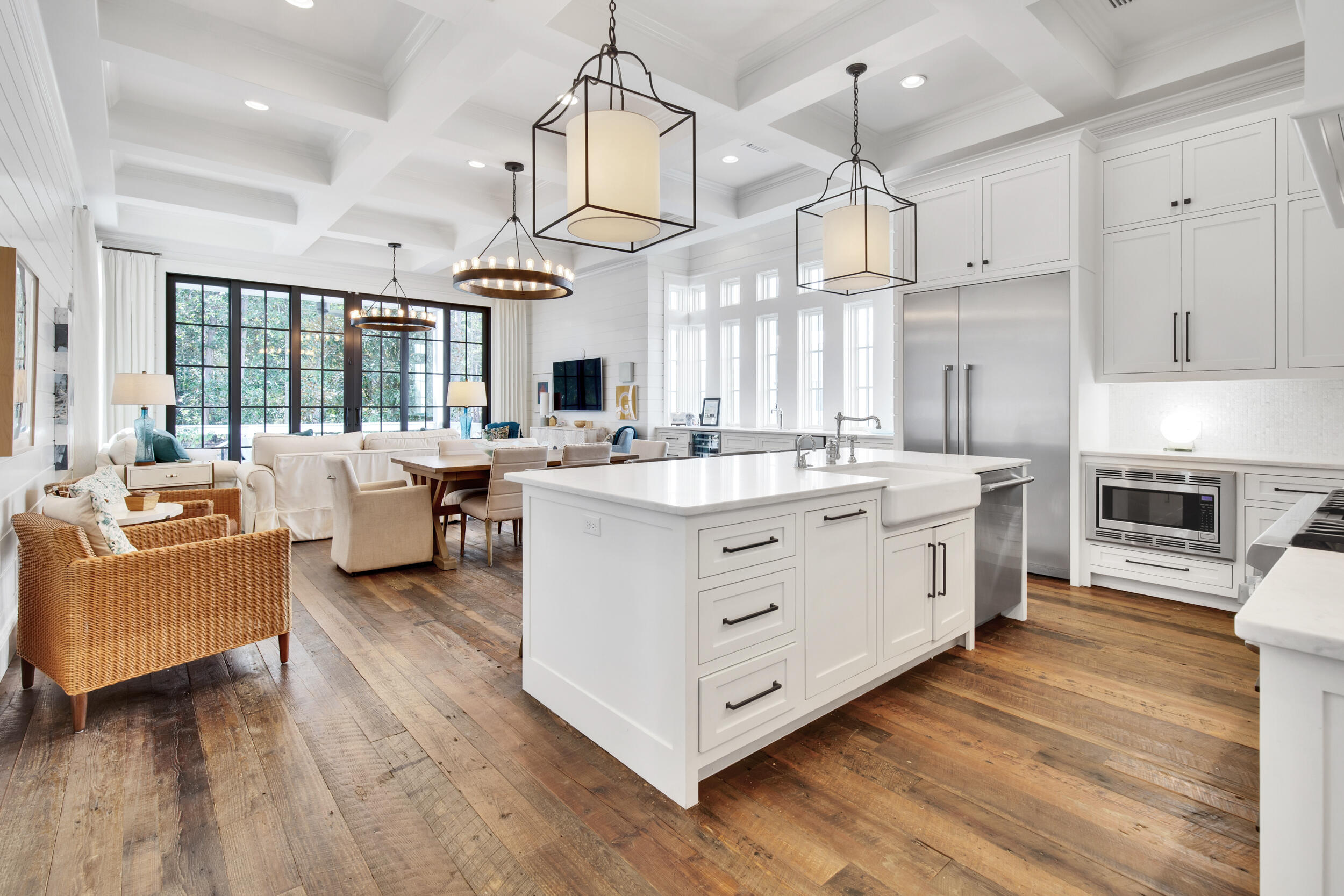 CHURCHILL OAKS - Residential