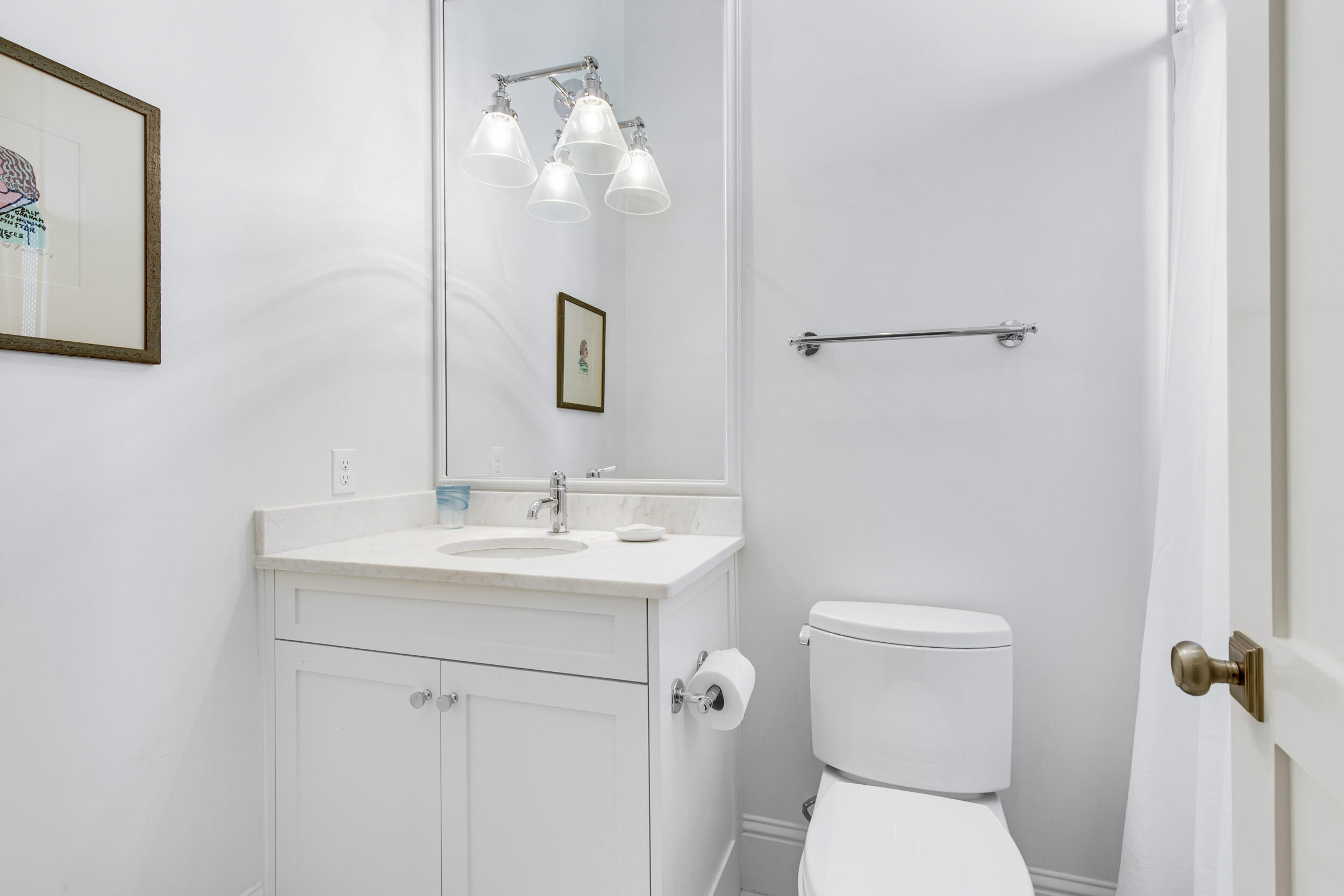 CHURCHILL OAKS - Residential