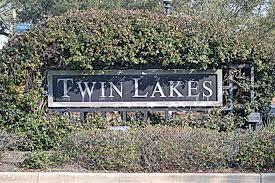 TWIN LAKES TOWNHOMES PH 2 - Residential