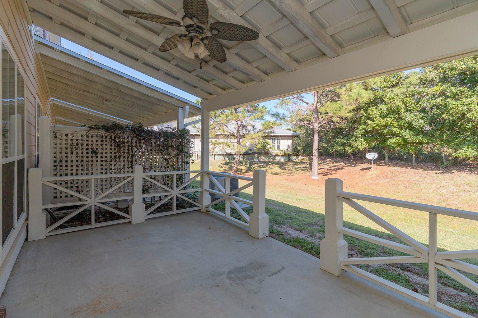 TWIN LAKES TOWNHOMES PH 2 - Residential