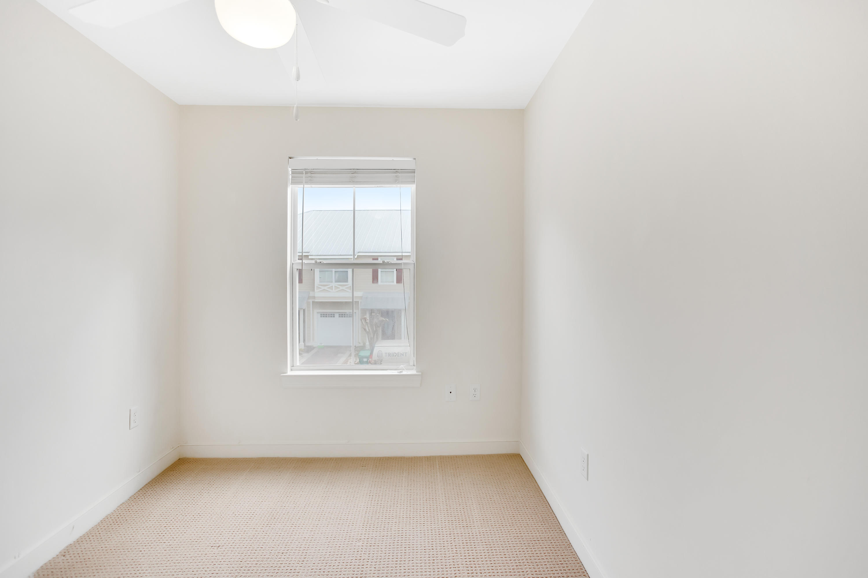 TWIN LAKES TOWNHOMES PH 2 - Residential