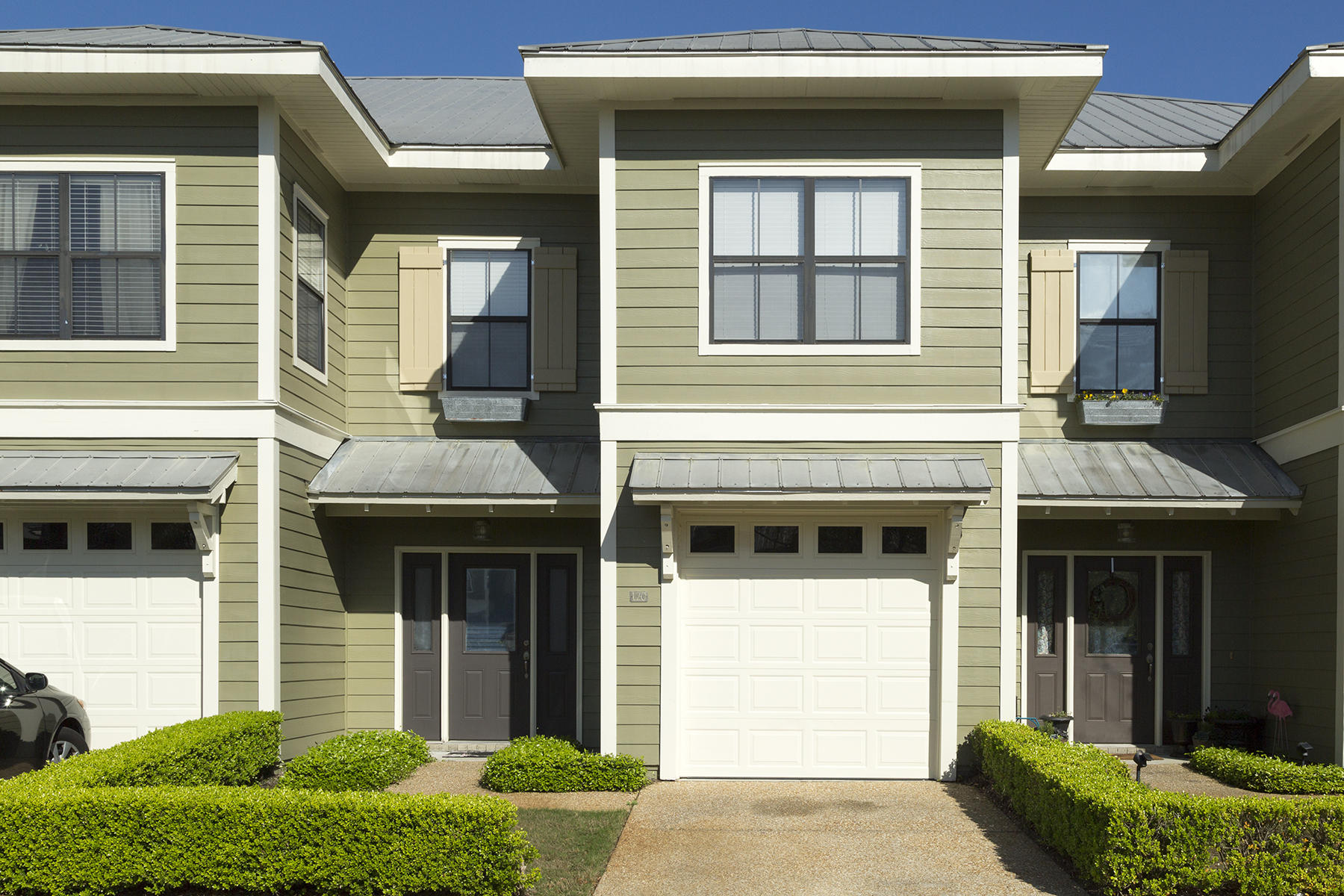 SOUTH HAVEN TOWNHOMES - Residential