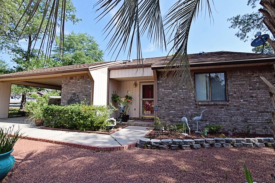 Looking for 2 Master Bedrooms under 200k?? Look no further! Wonderful home located in the heart of Niceville, in close proximity to Northwest Florida State College, Niceville High School, Ruckel Middle School, Eglin AFB, shopping, recreation and so much more! Perfect low-maintenance property. Originally 2 bedrooms and 2 baths, the addition of a large master suite with huge walk-in closet and bathroom, sends this home's potential through the roof! Both additional bedrooms are spacious and have their own bathrooms. Kitchen conveniently opens onto the dining area and living room; and a fireplace adds an extra-cozy feature to this space. Step off the dining area onto a nice little closed-in porch space; great for dining, relaxing.