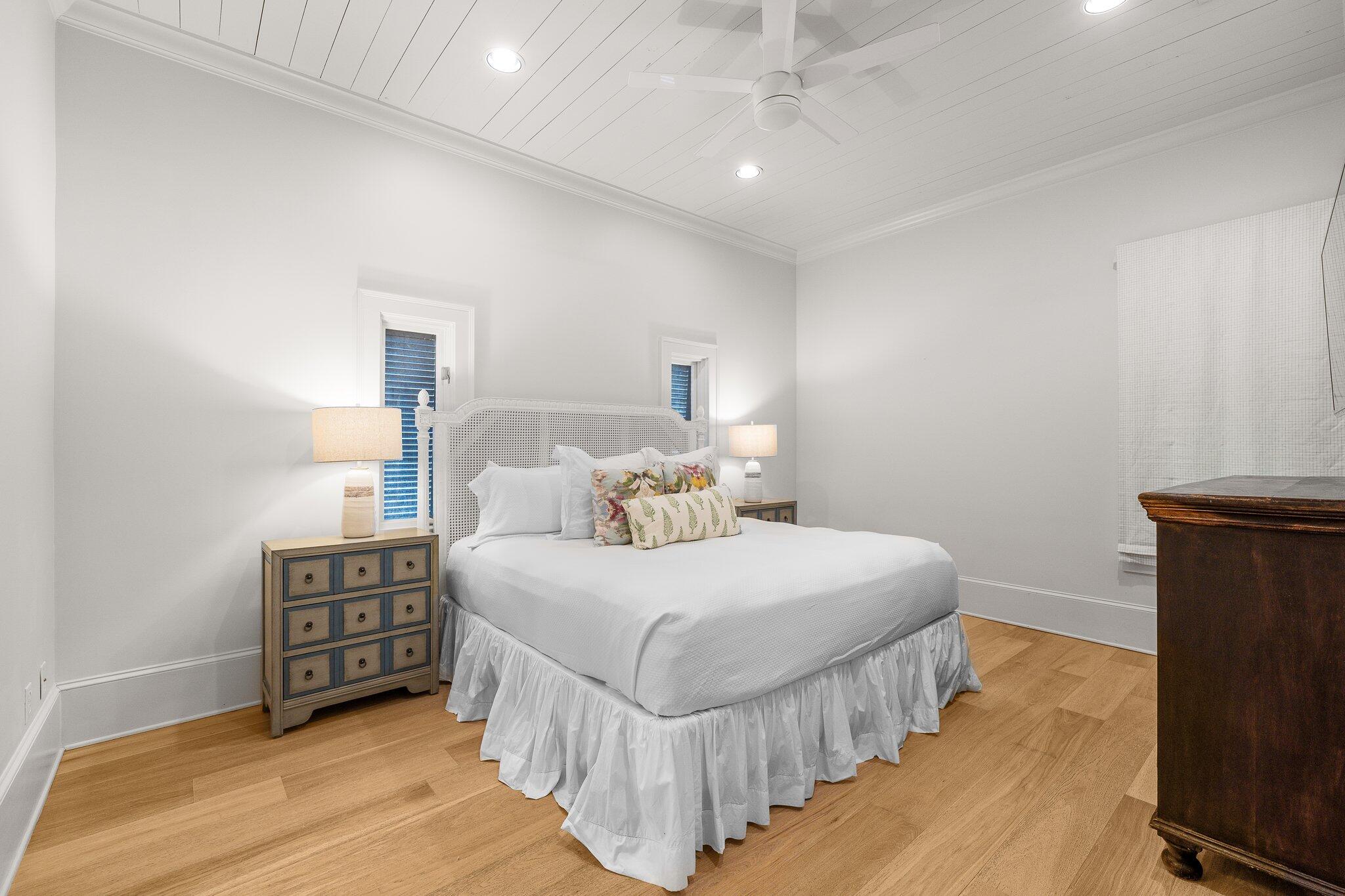 ROSEMARY BEACH PH 6 - Residential