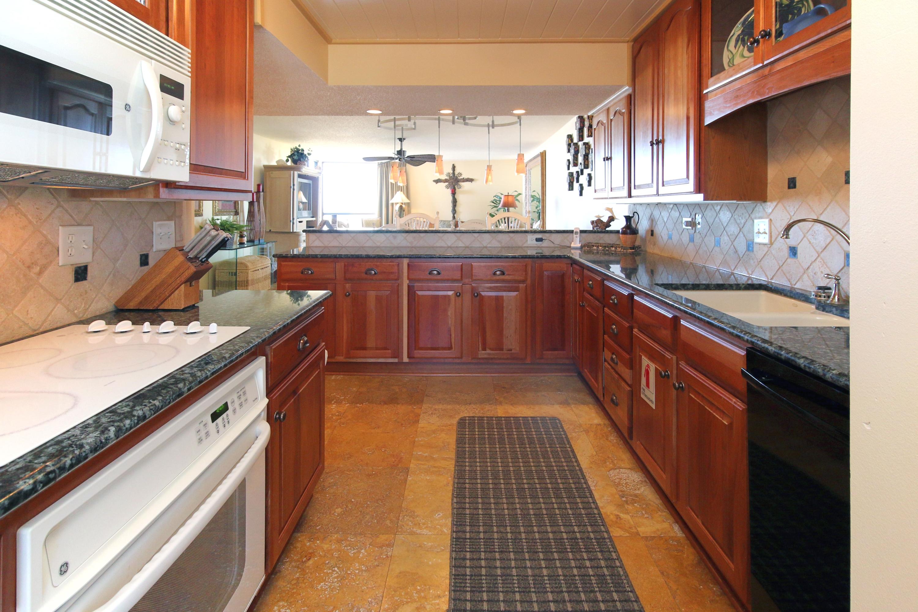 MAINSAIL CONDO PH 1 - Residential