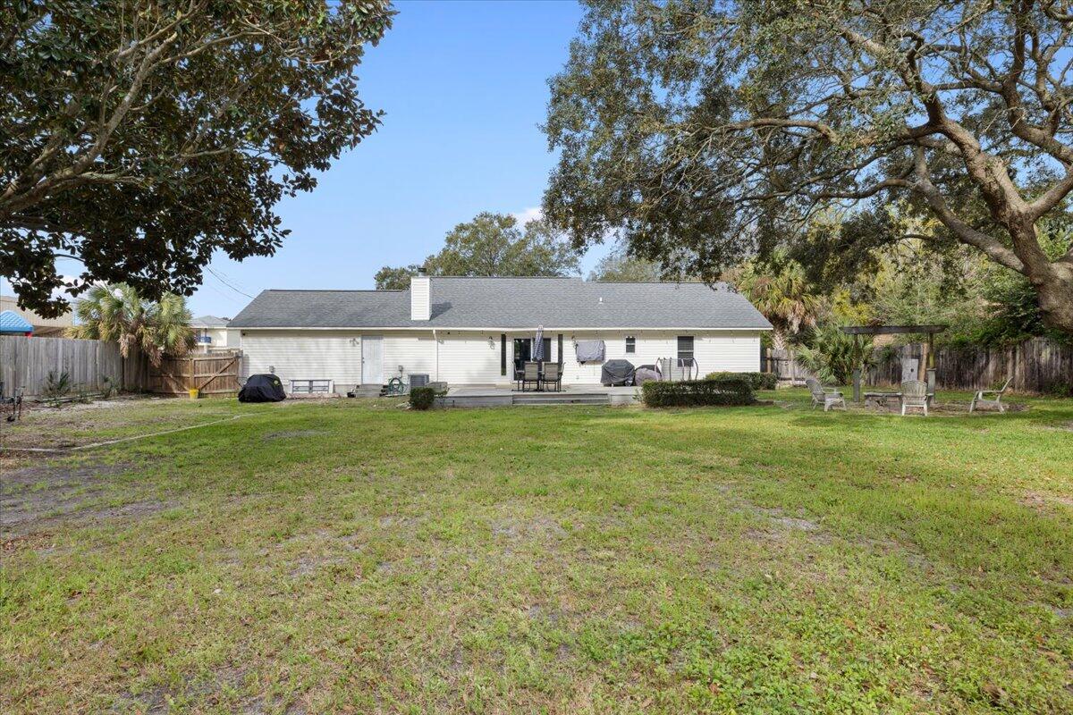 CALHOUN S/D TO DESTIN - Residential