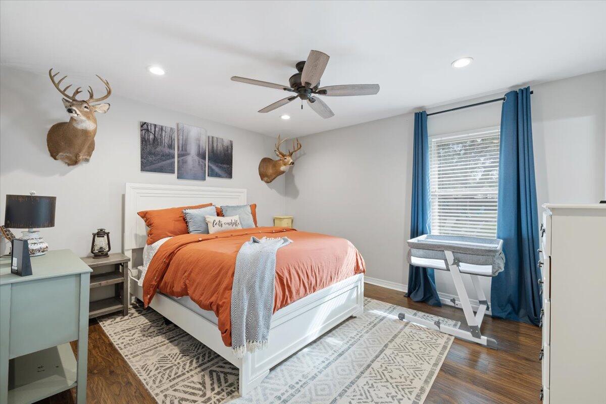 CALHOUN S/D TO DESTIN - Residential