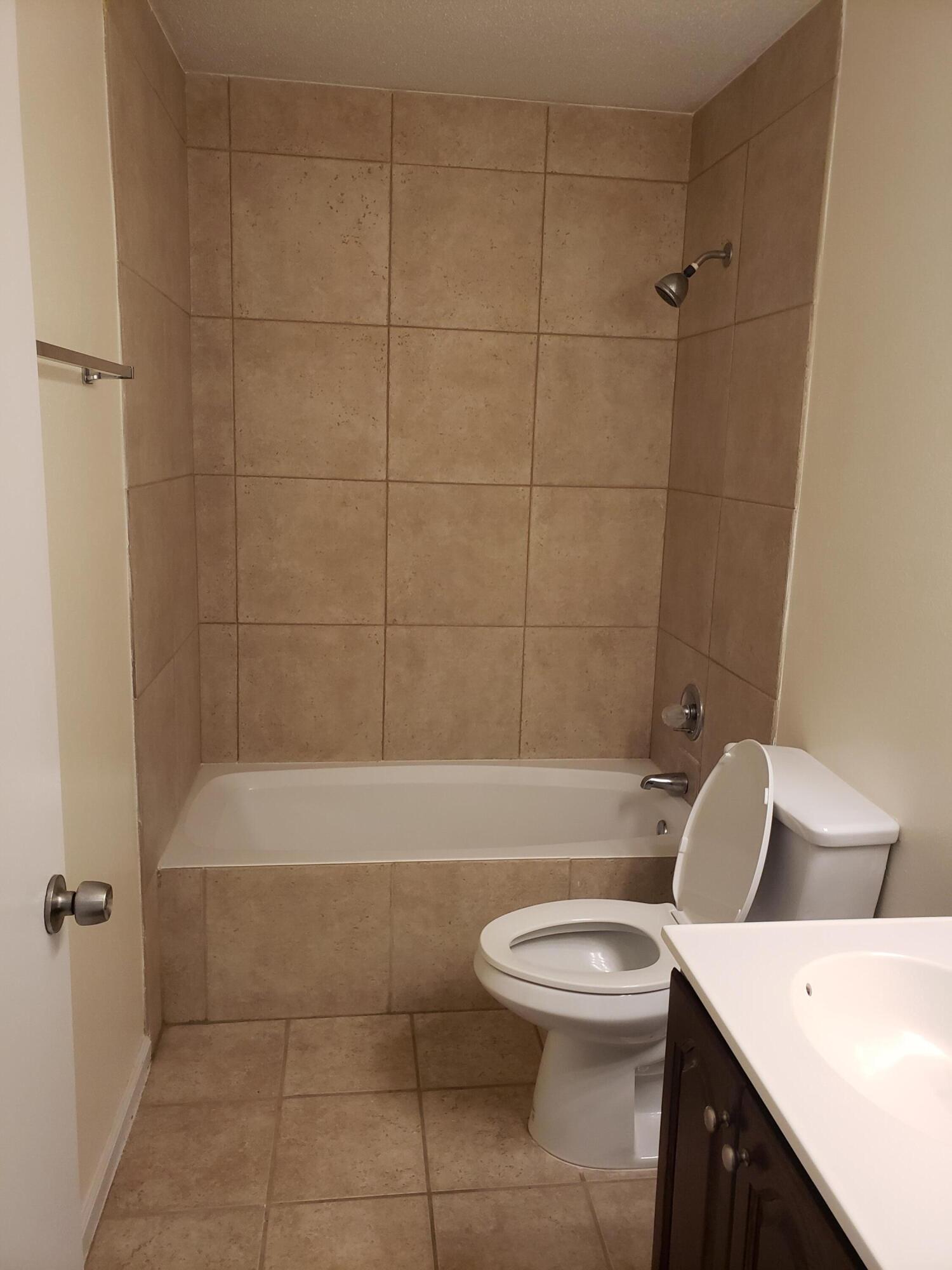 FLORIDA BLANCA T/H - Residential