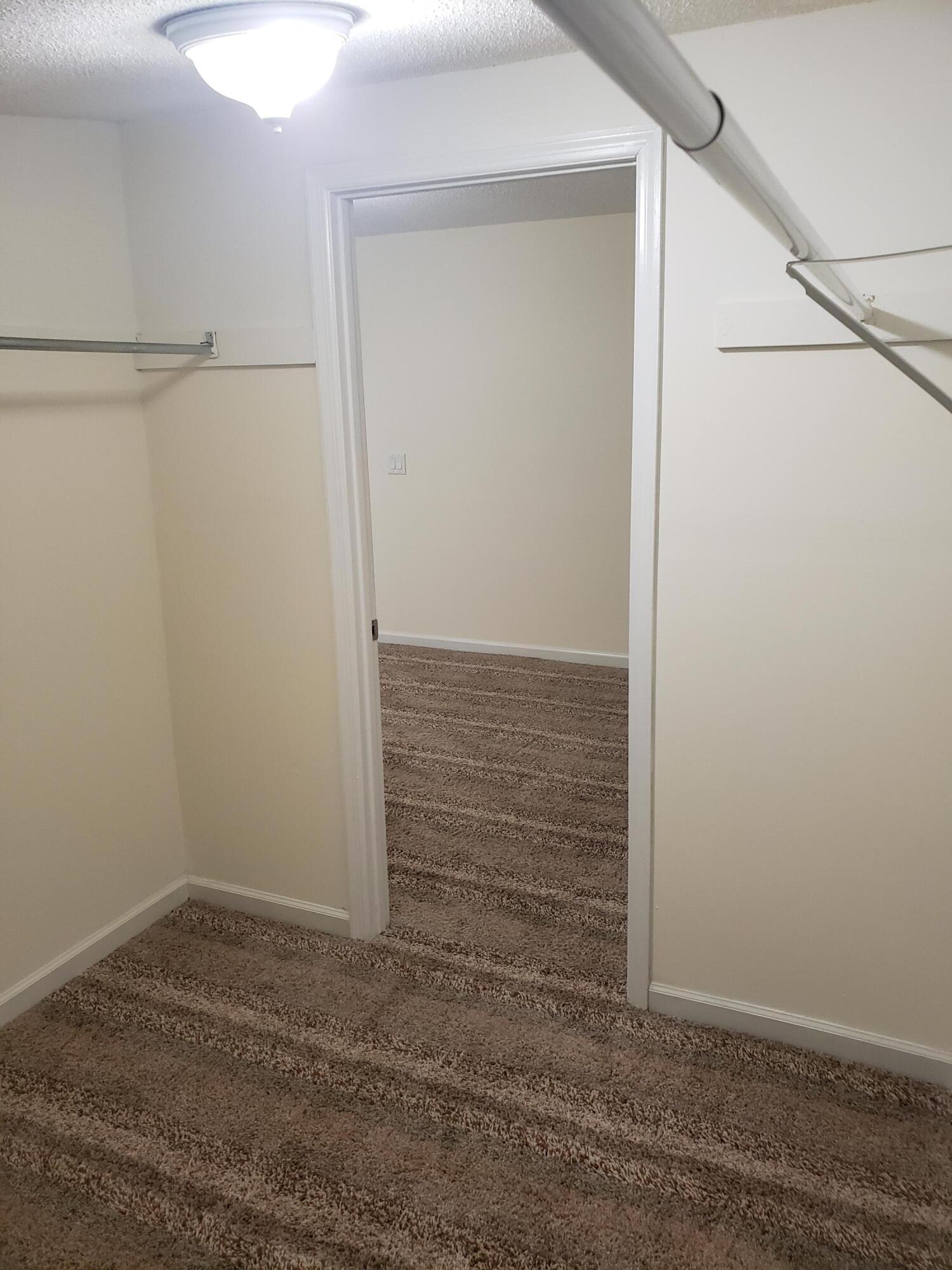 FLORIDA BLANCA T/H - Residential