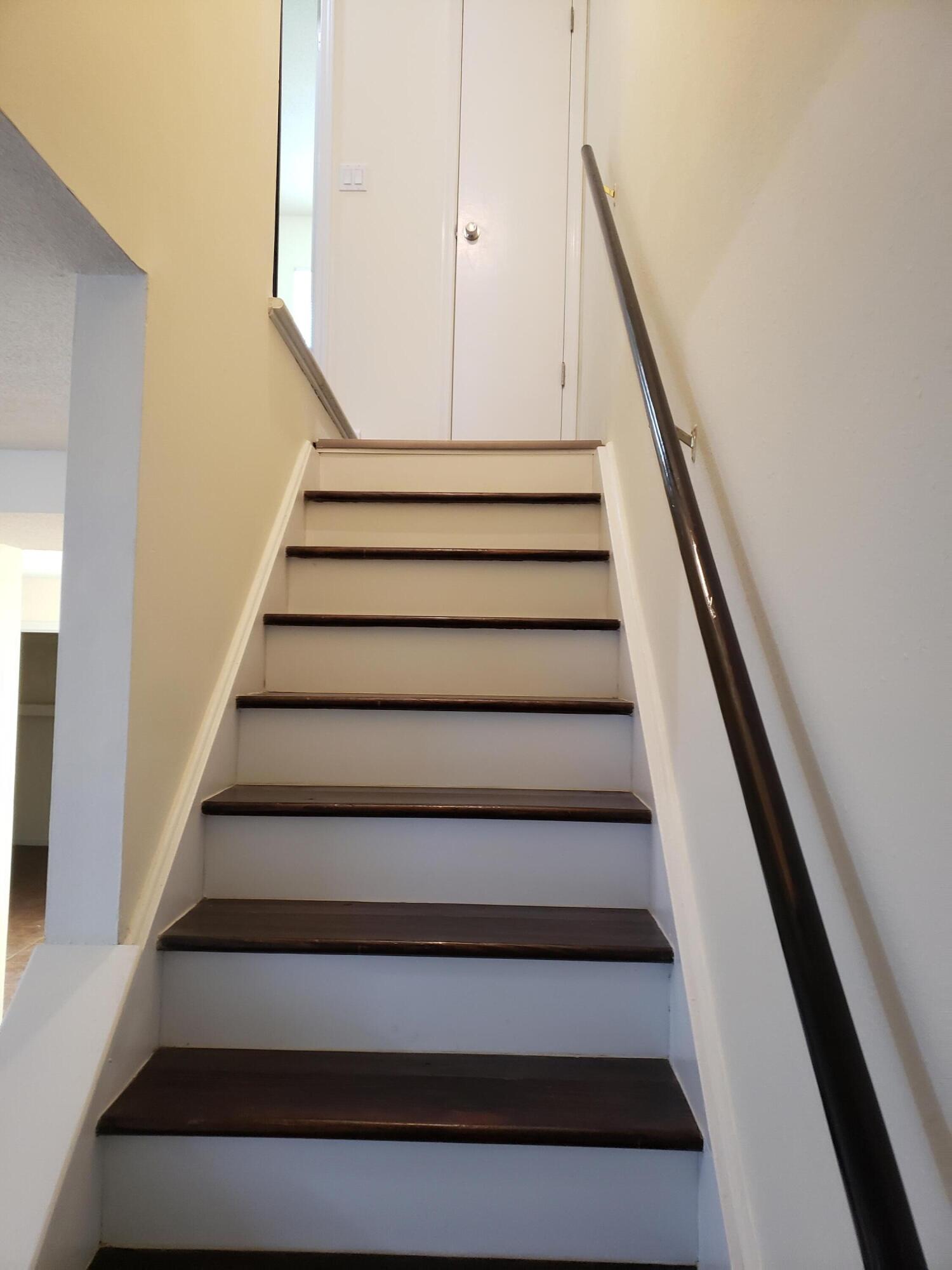 FLORIDA BLANCA T/H - Residential