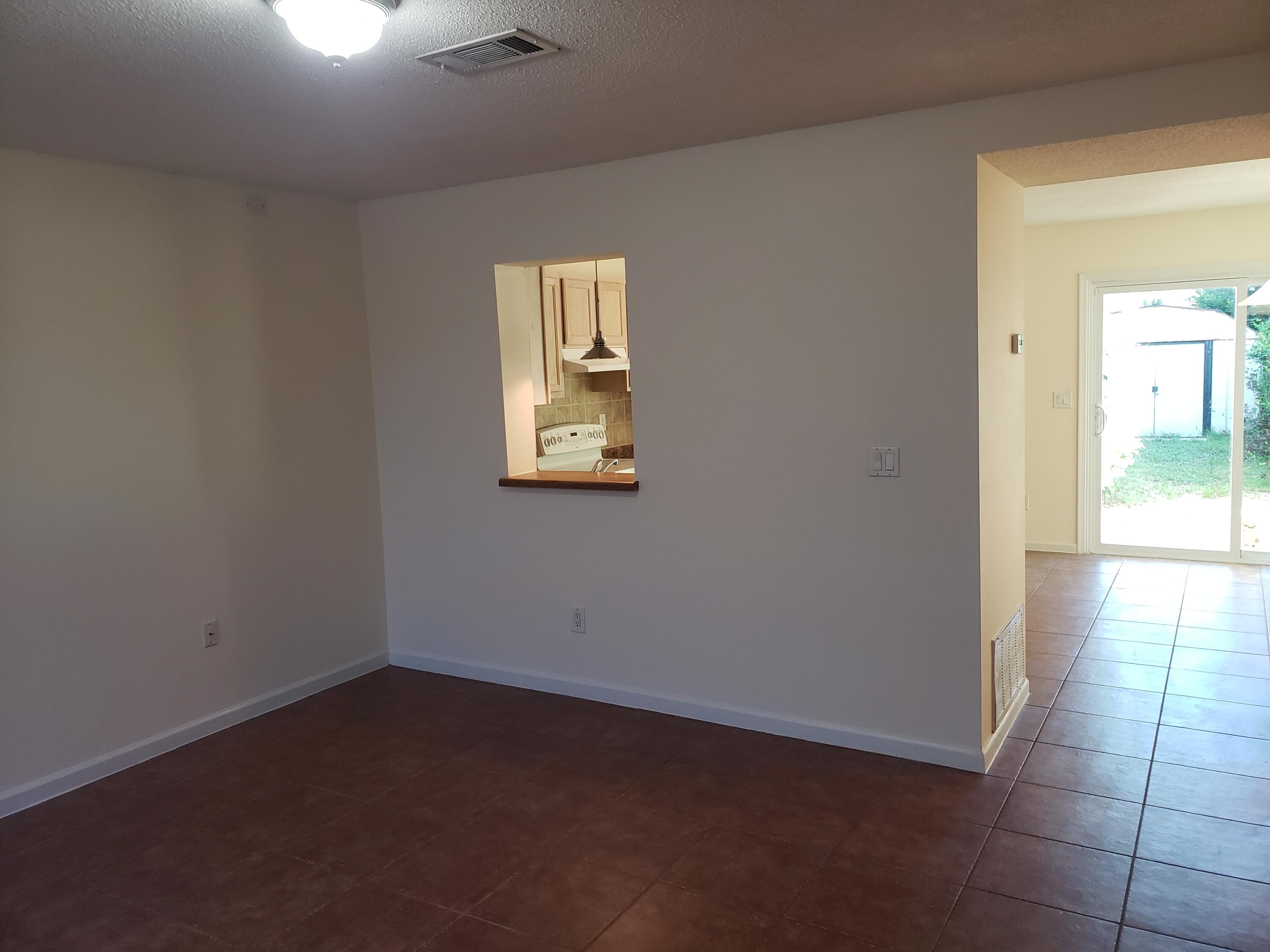 FLORIDA BLANCA T/H - Residential