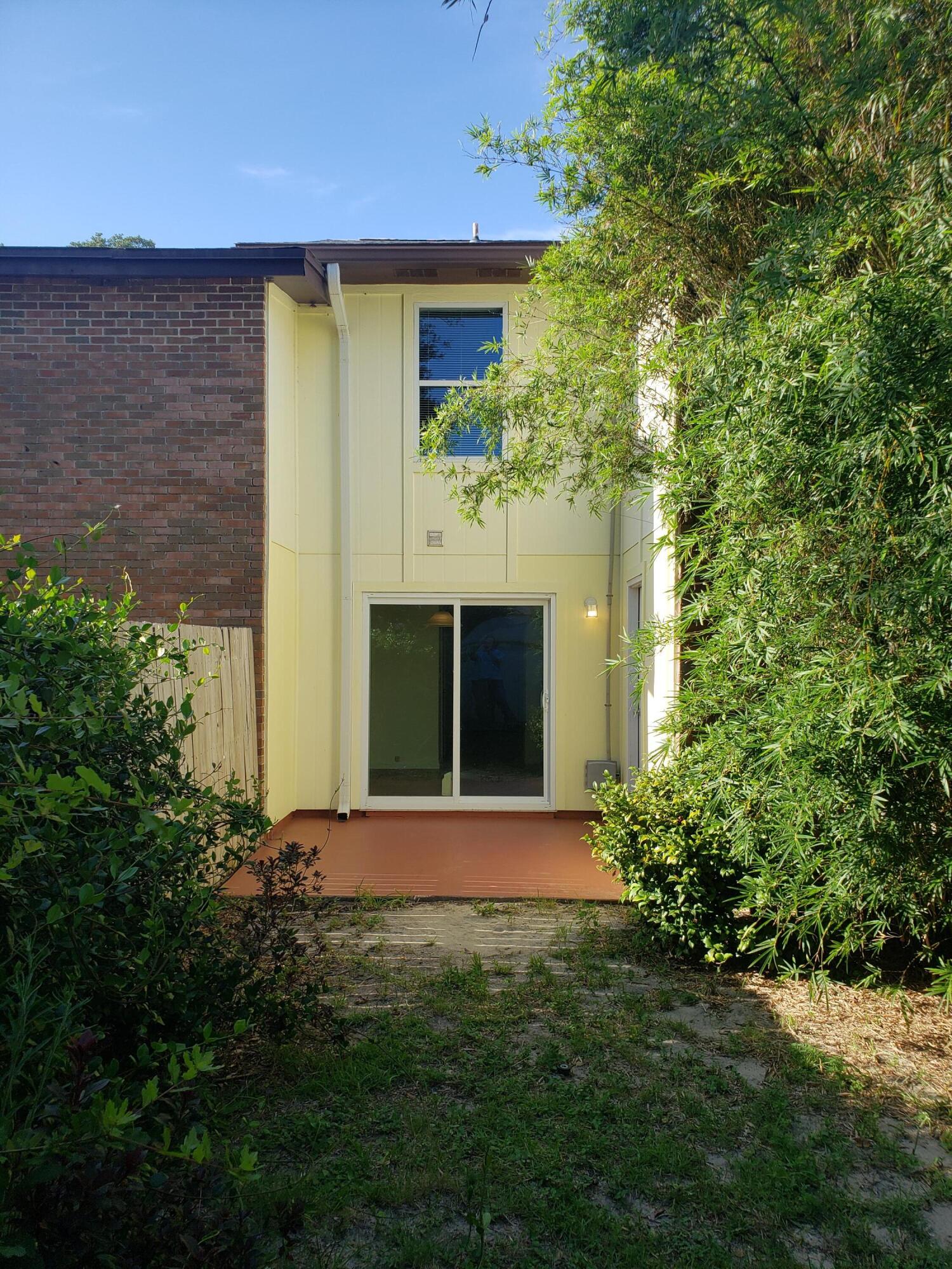 FLORIDA BLANCA T/H - Residential