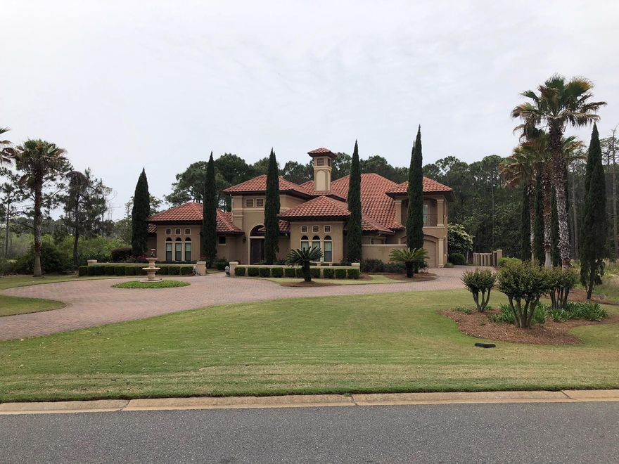 Beautiful home on an Estate sized Lot in Regatta Bay. Whether it's immediate access to the areas most prestigious golf course or living a gated lifestyle of boating, shopping and dining, this property is one to call home. This beautiful custom built home has been renovated to include the many features Buyers are looking for today.