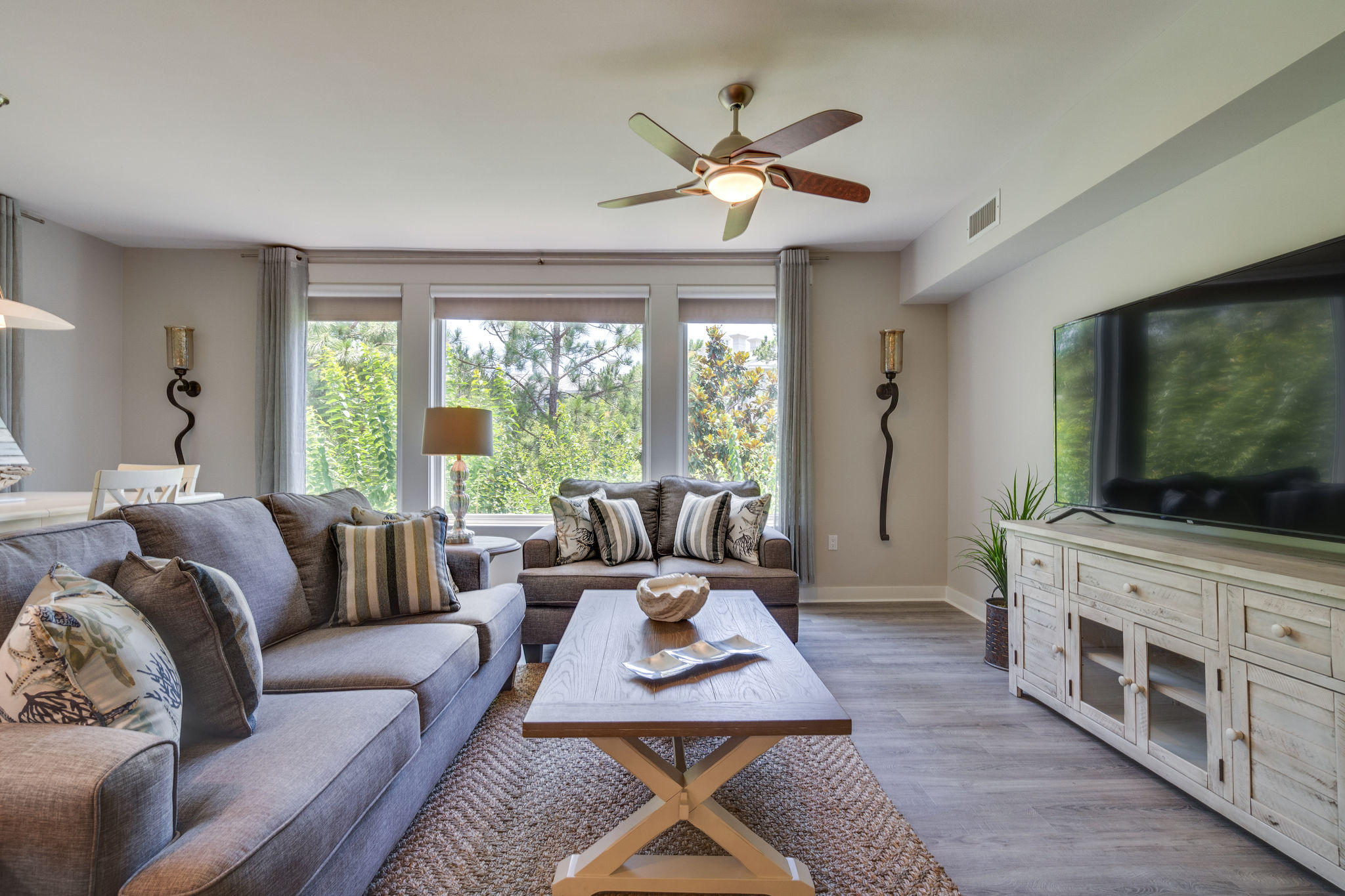 BAHIA CONDO - Residential