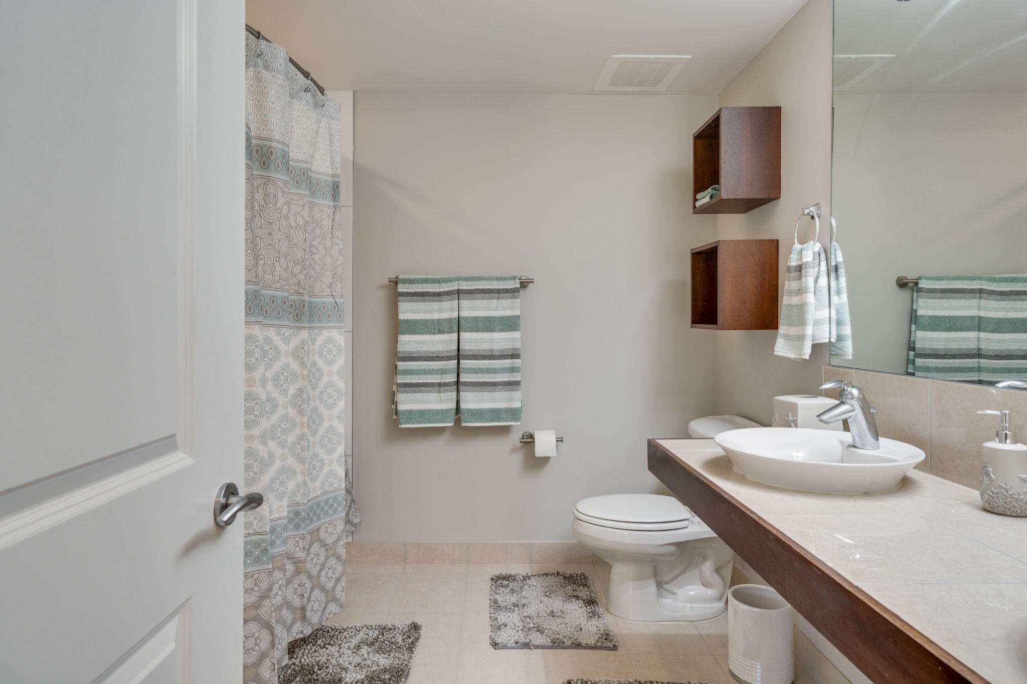 BAHIA CONDO - Residential